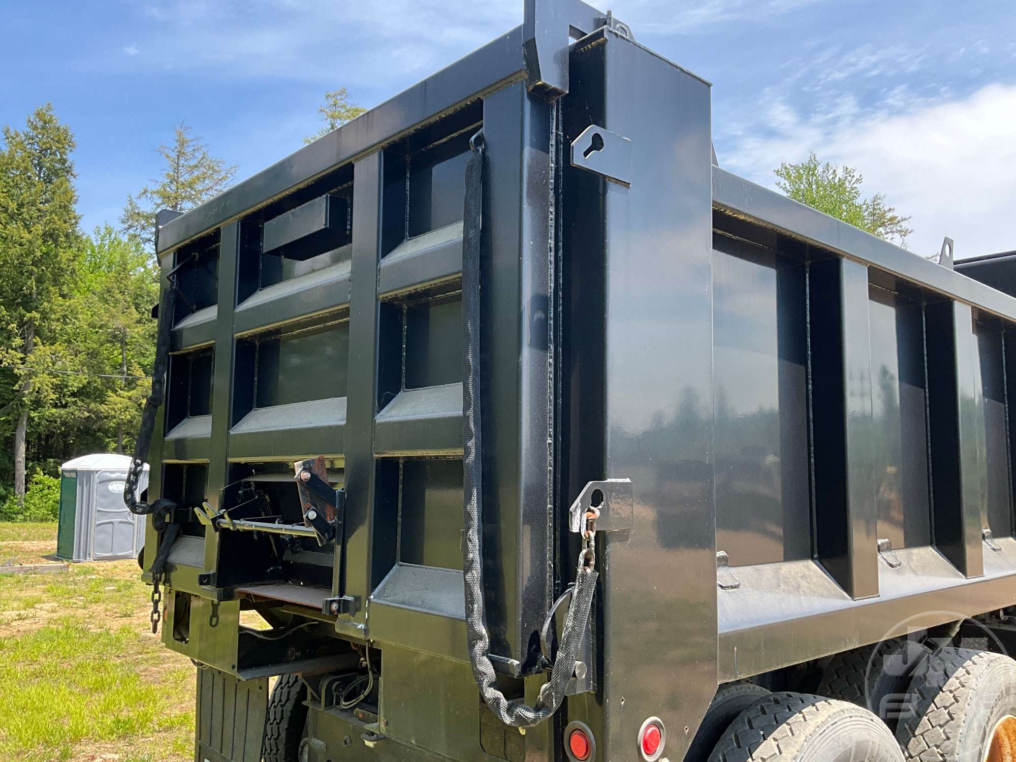 2013 Freightliner M2 112