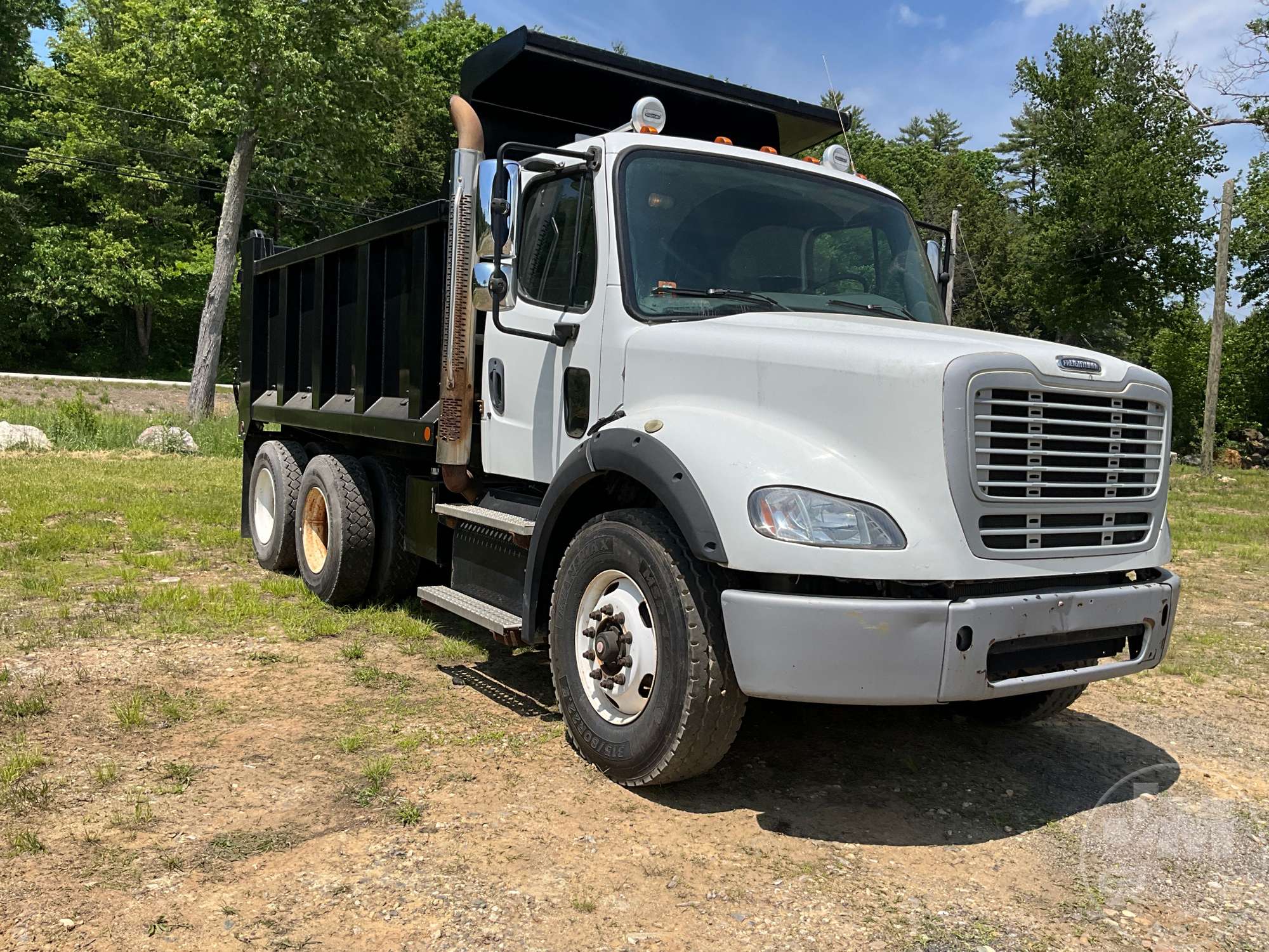 2013 Freightliner M2 112