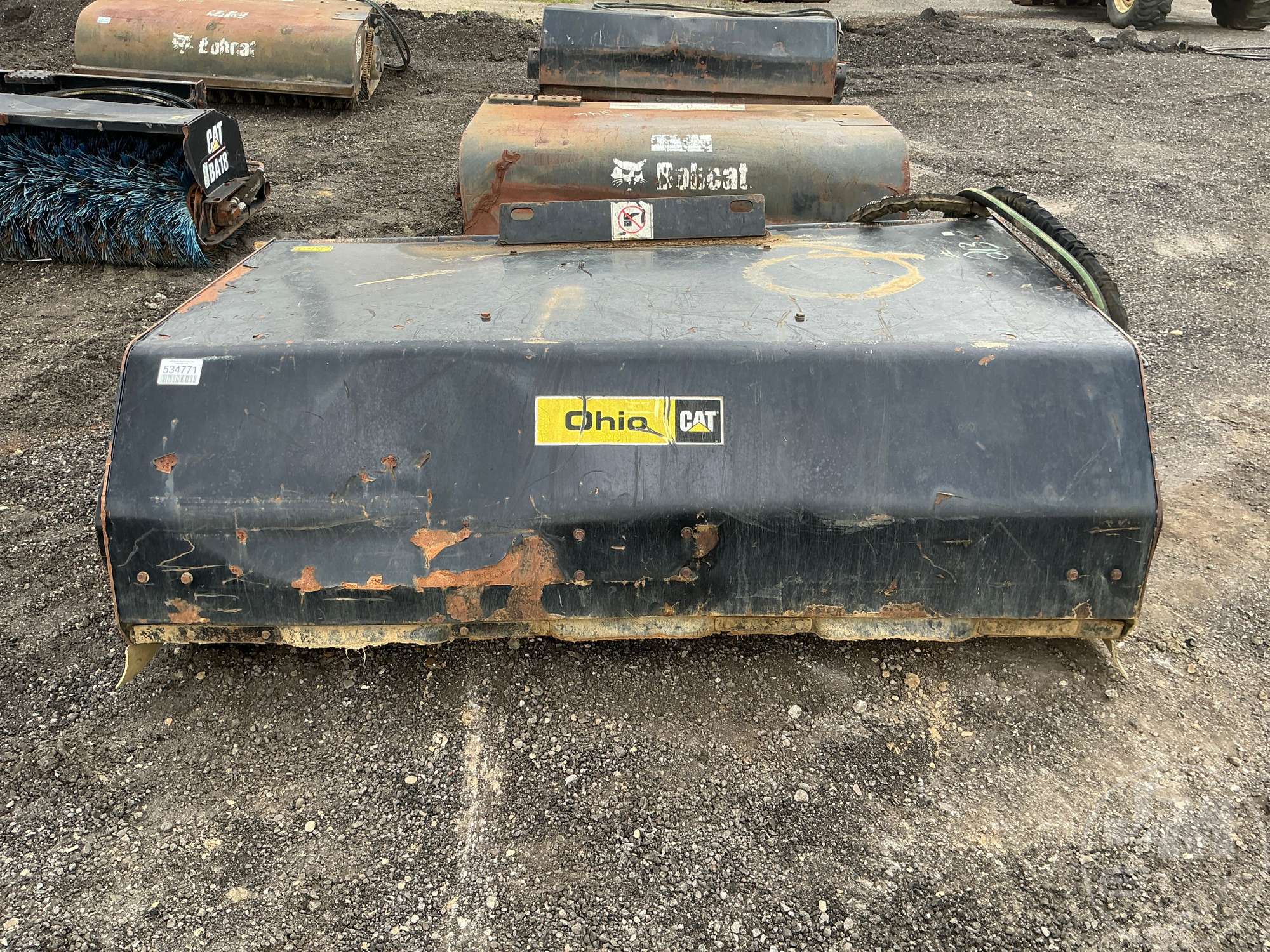 Photo of a  Caterpillar BU118 BOX BROOM