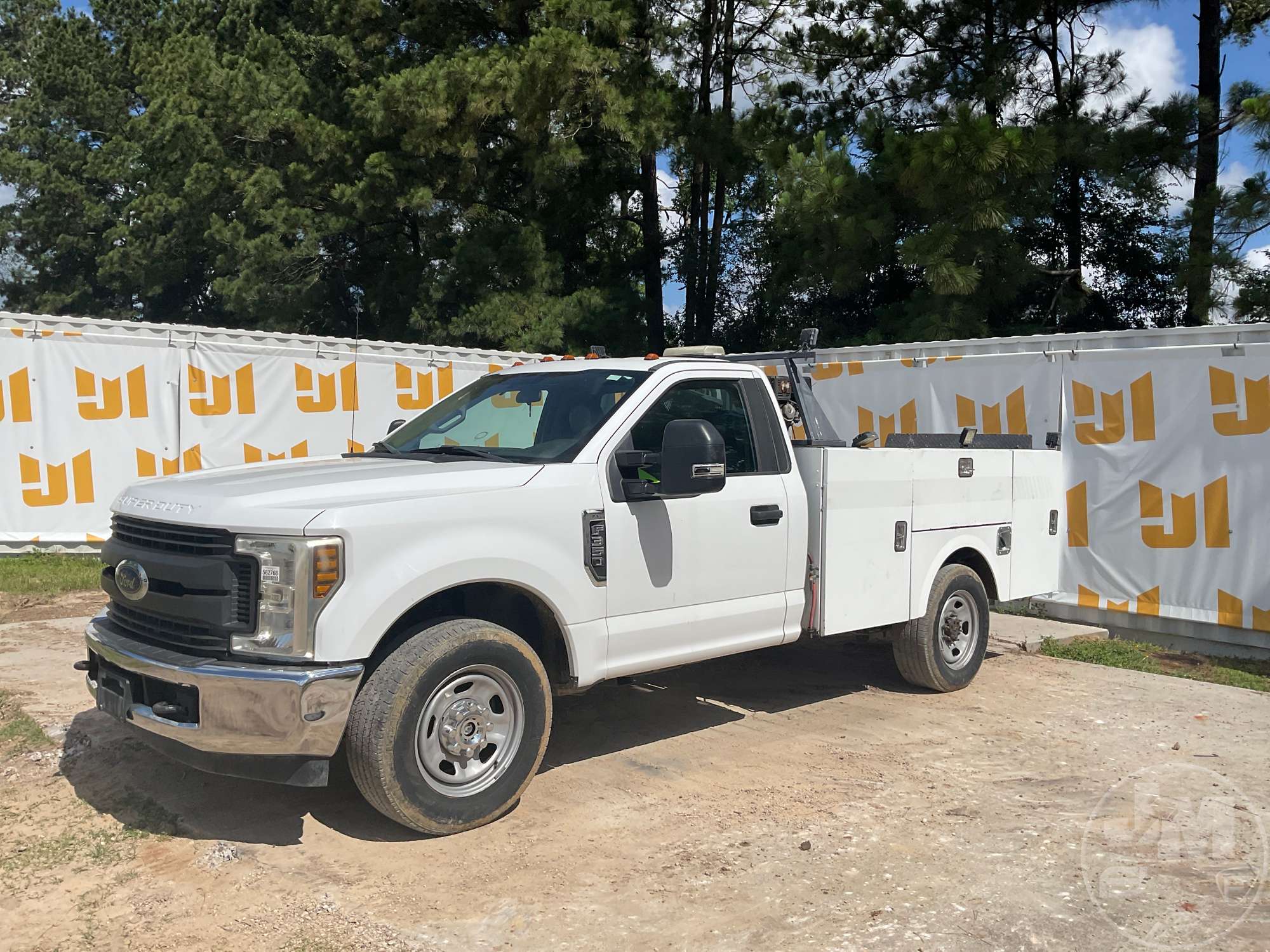 Photo of 2018 Ford F-350 XL