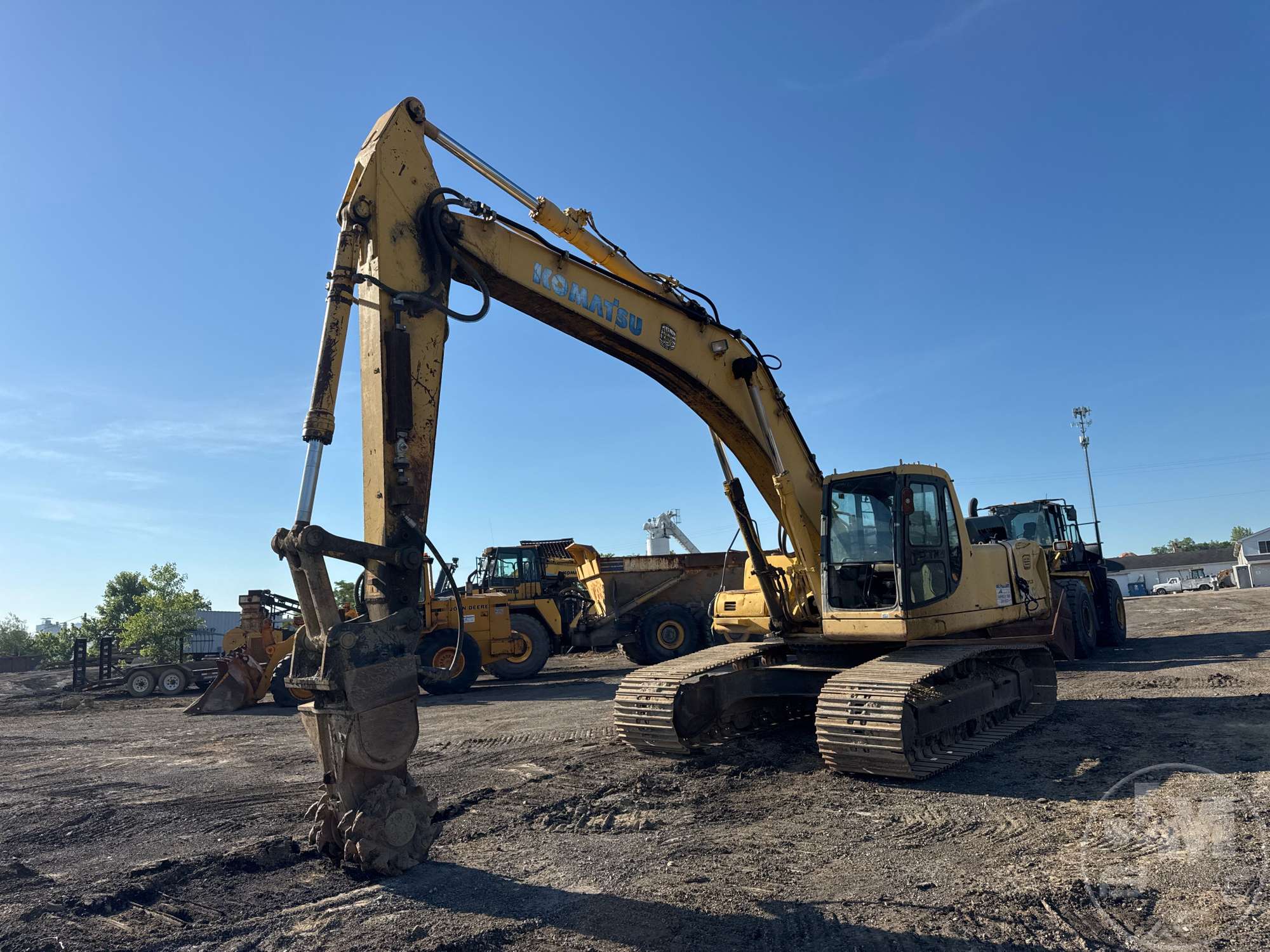 Photo of a 1999 Komatsu PC300LC-6