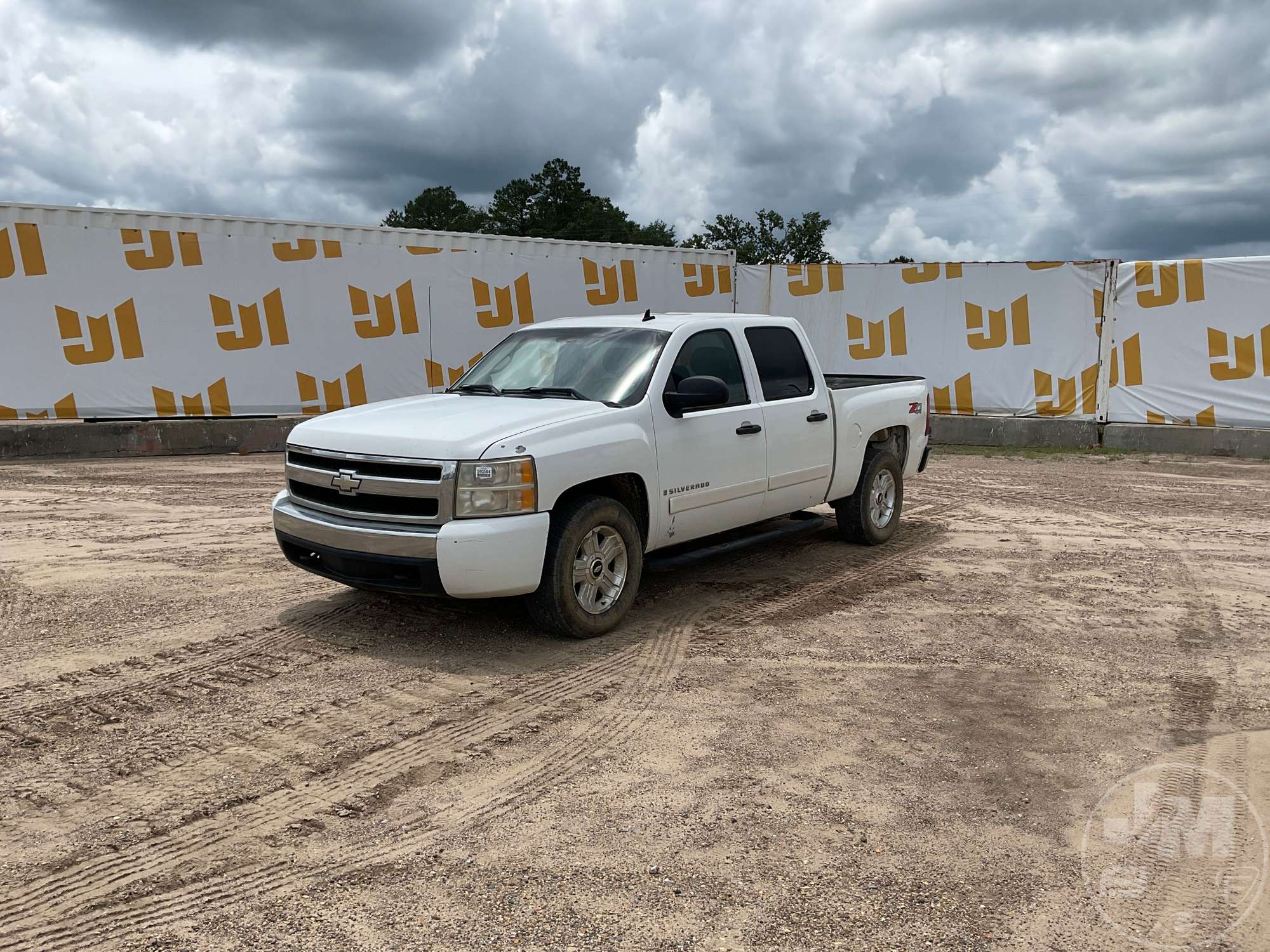 Photo of a 2007 Chevrolet Silverado