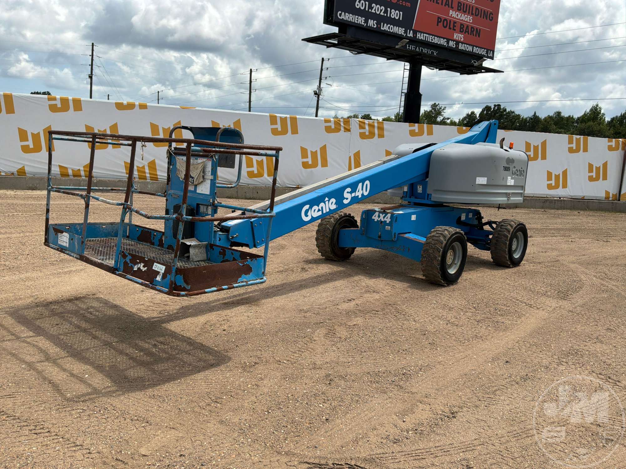 Photo of a 2015 Genie S-40
