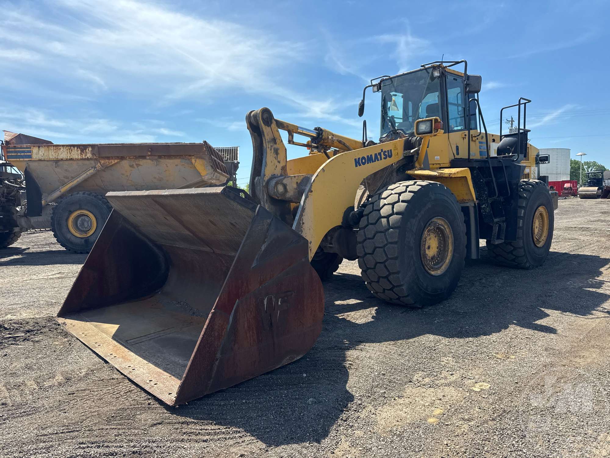 Photo of a 2010 Komatsu WA500-6