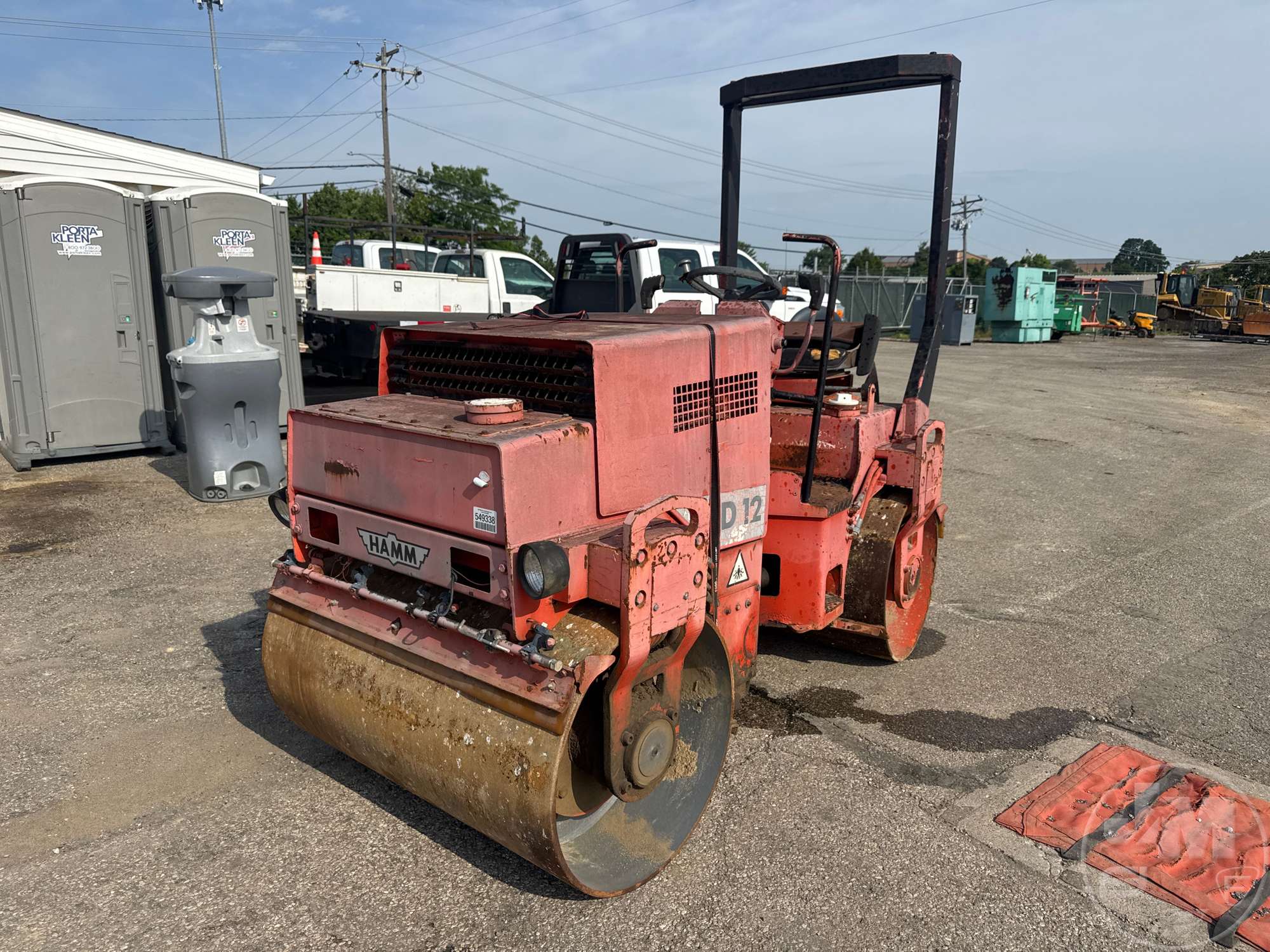 Photo of a 1998 Hamm HD-12