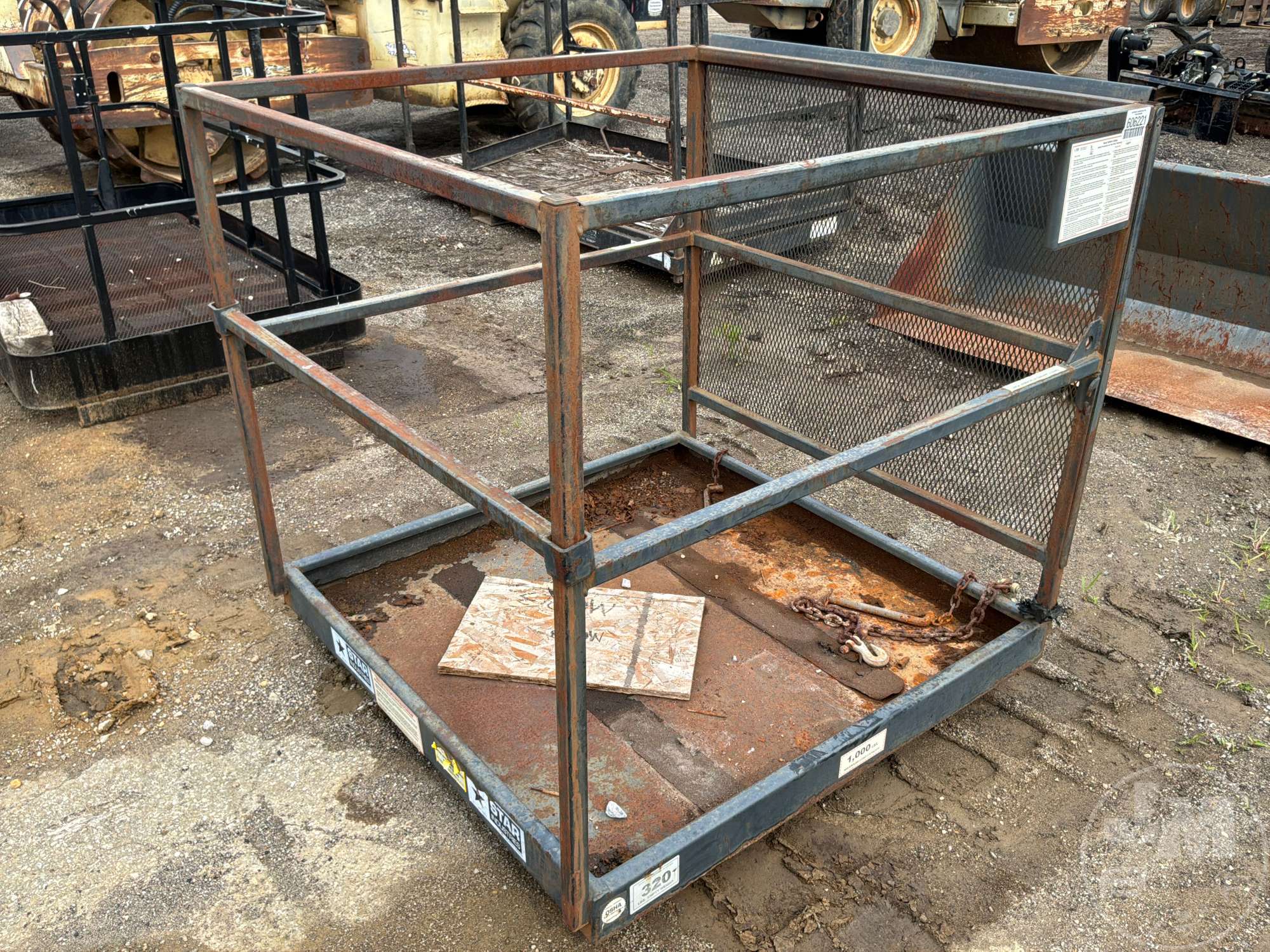 Photo of a  Star TELEHANDLER WORK PLATFORM