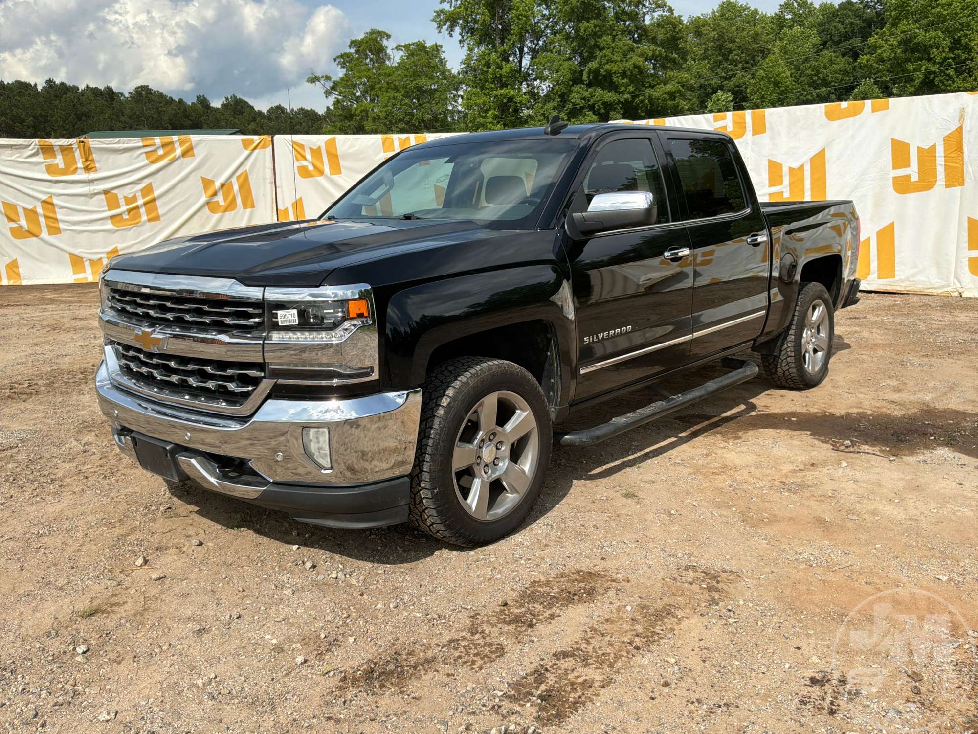 Photo of a 2017 Chevrolet Silverado 1500