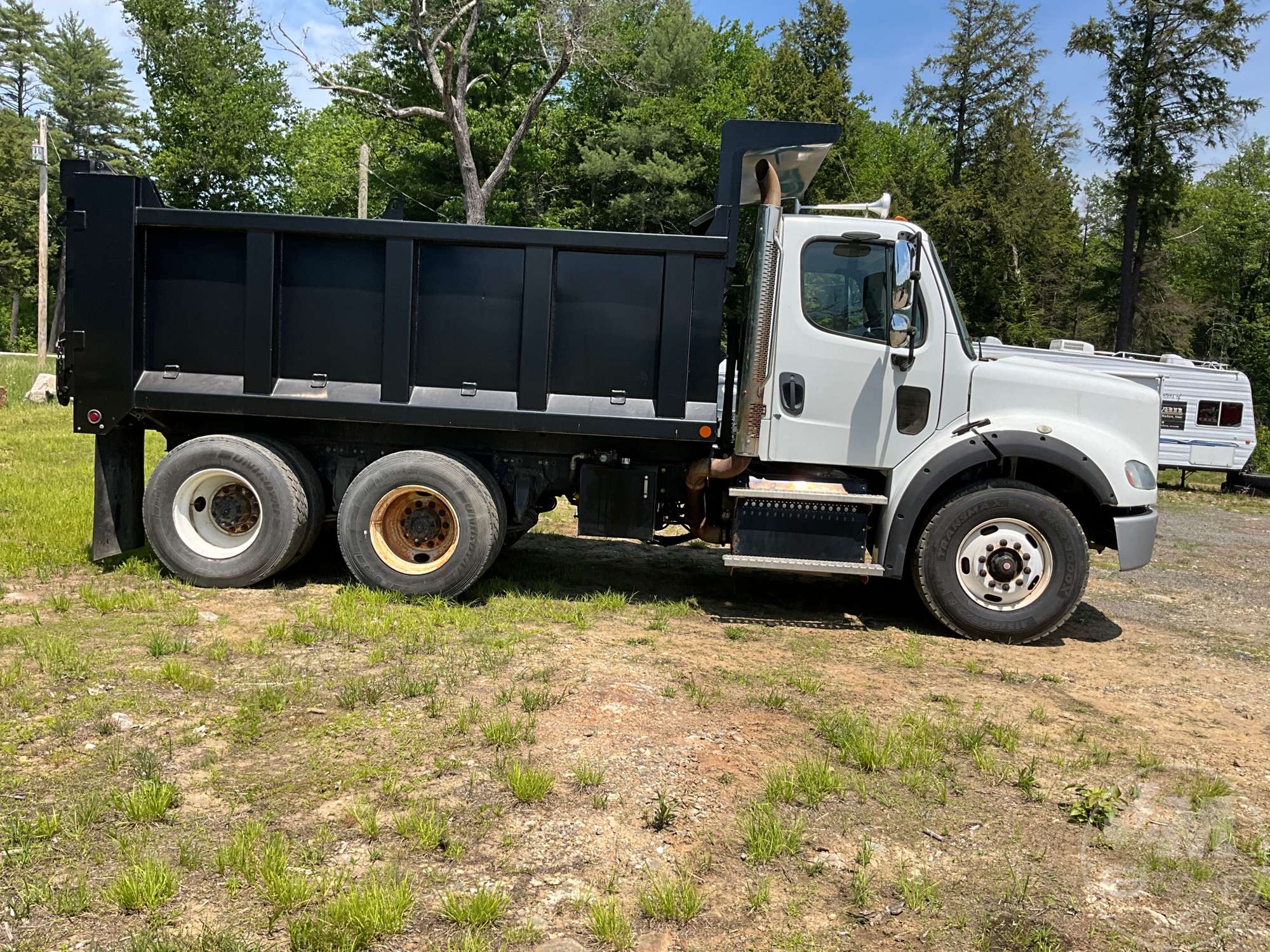 2013 Freightliner M2 112