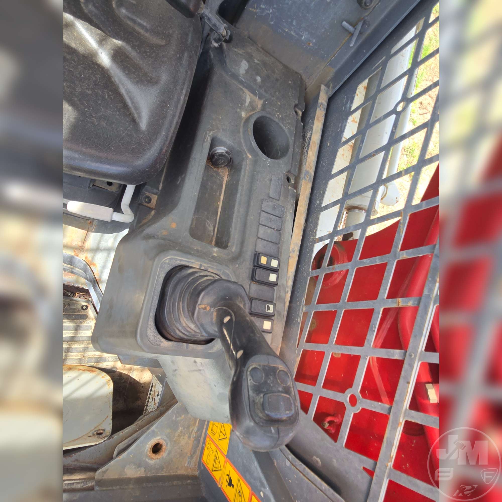 2016 Takeuchi TL12R2