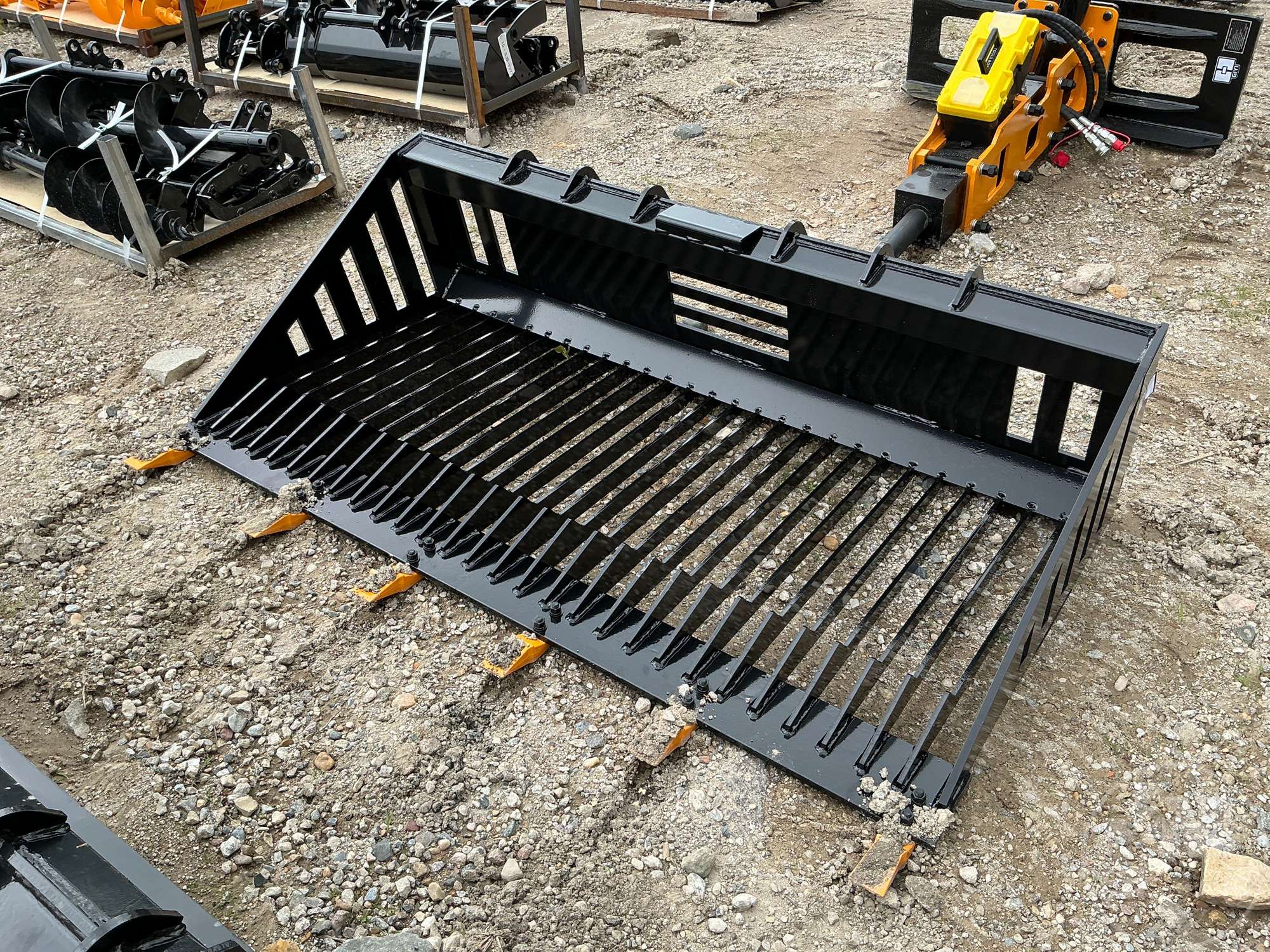 Photo of a 2026 GIYI RB66 ROCK BUCKET