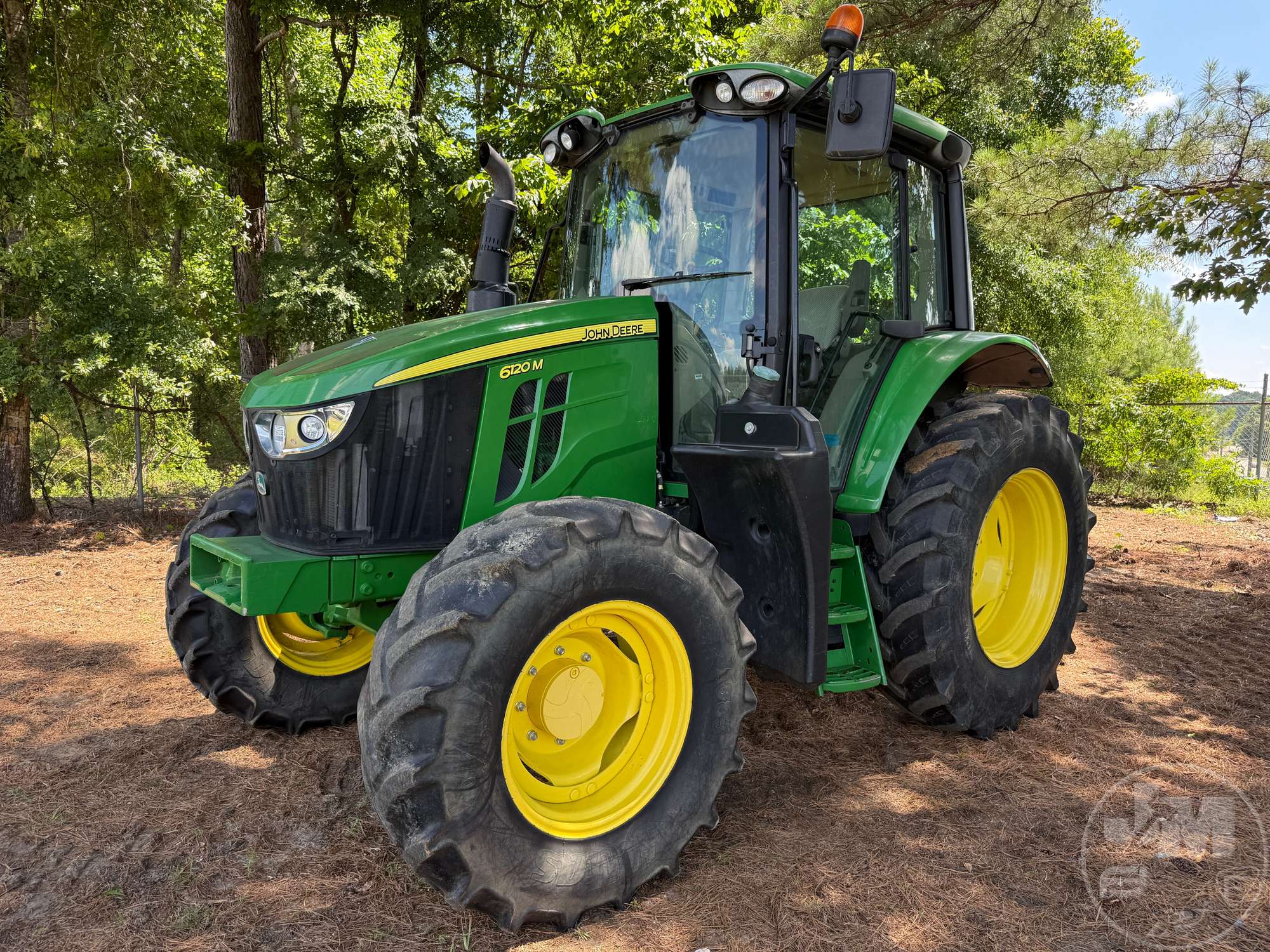 2020 John Deere 6120M