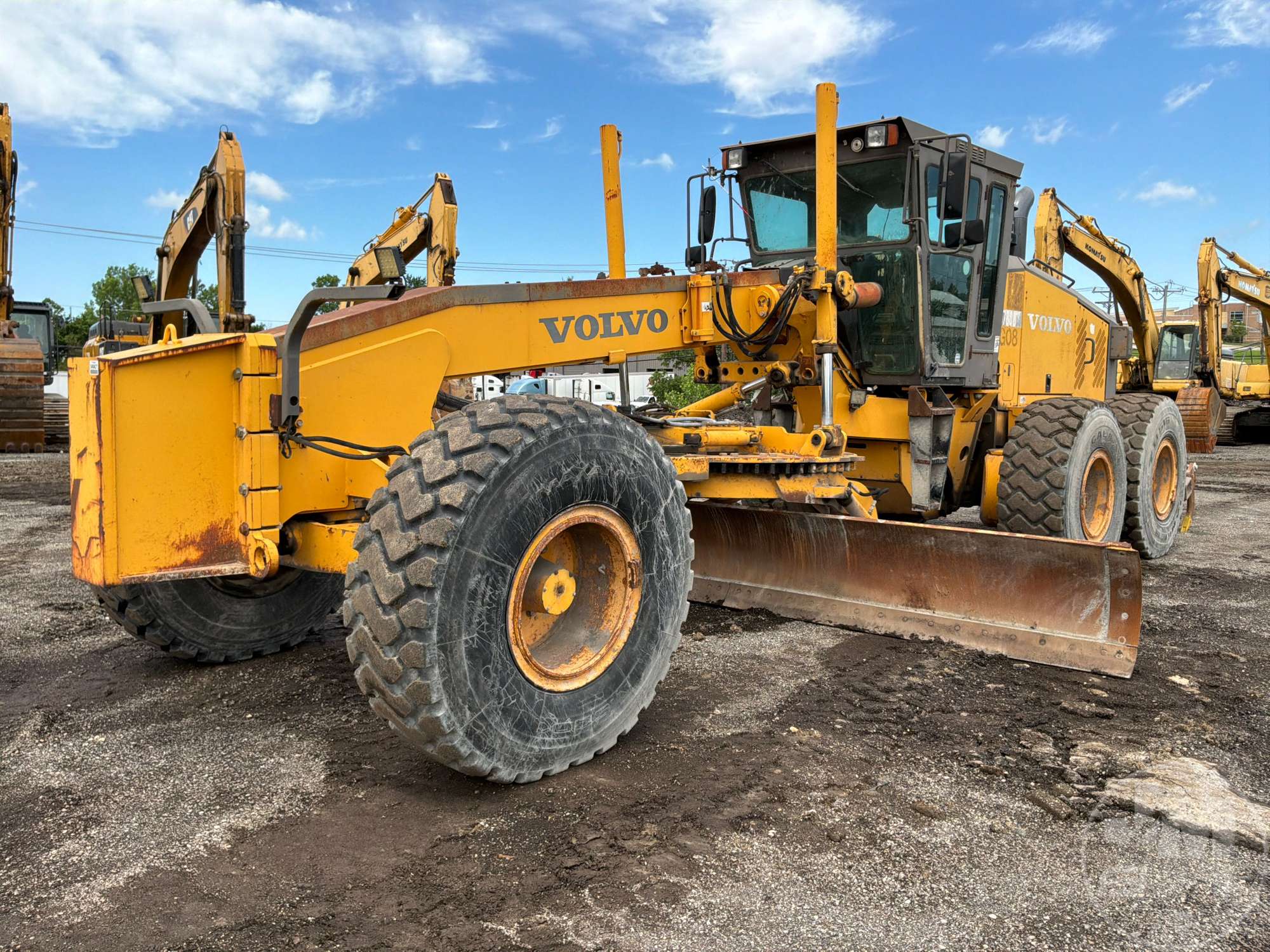 Photo of a 2005 Volvo G780B