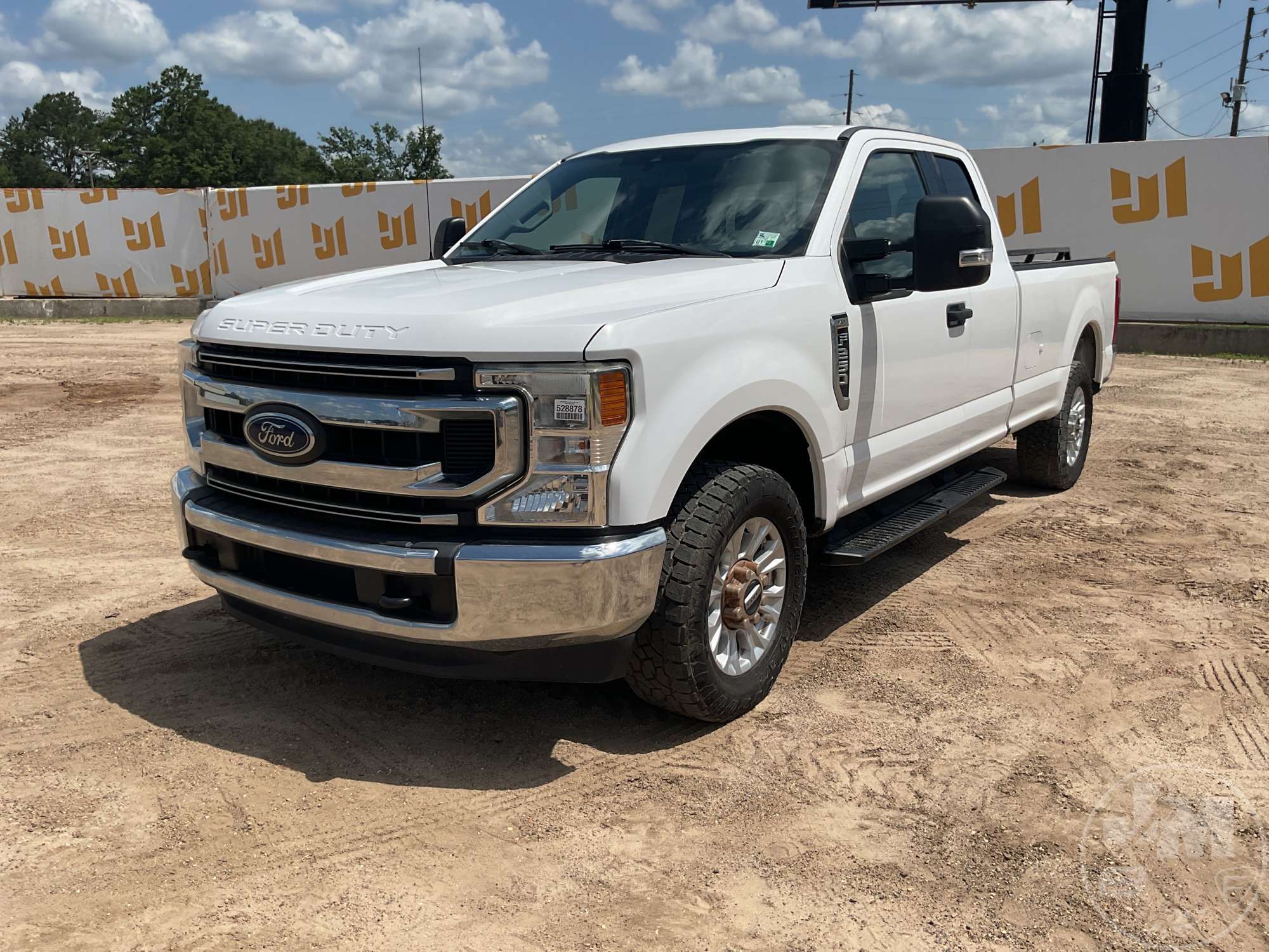 Photo of a 2021 Ford F-250