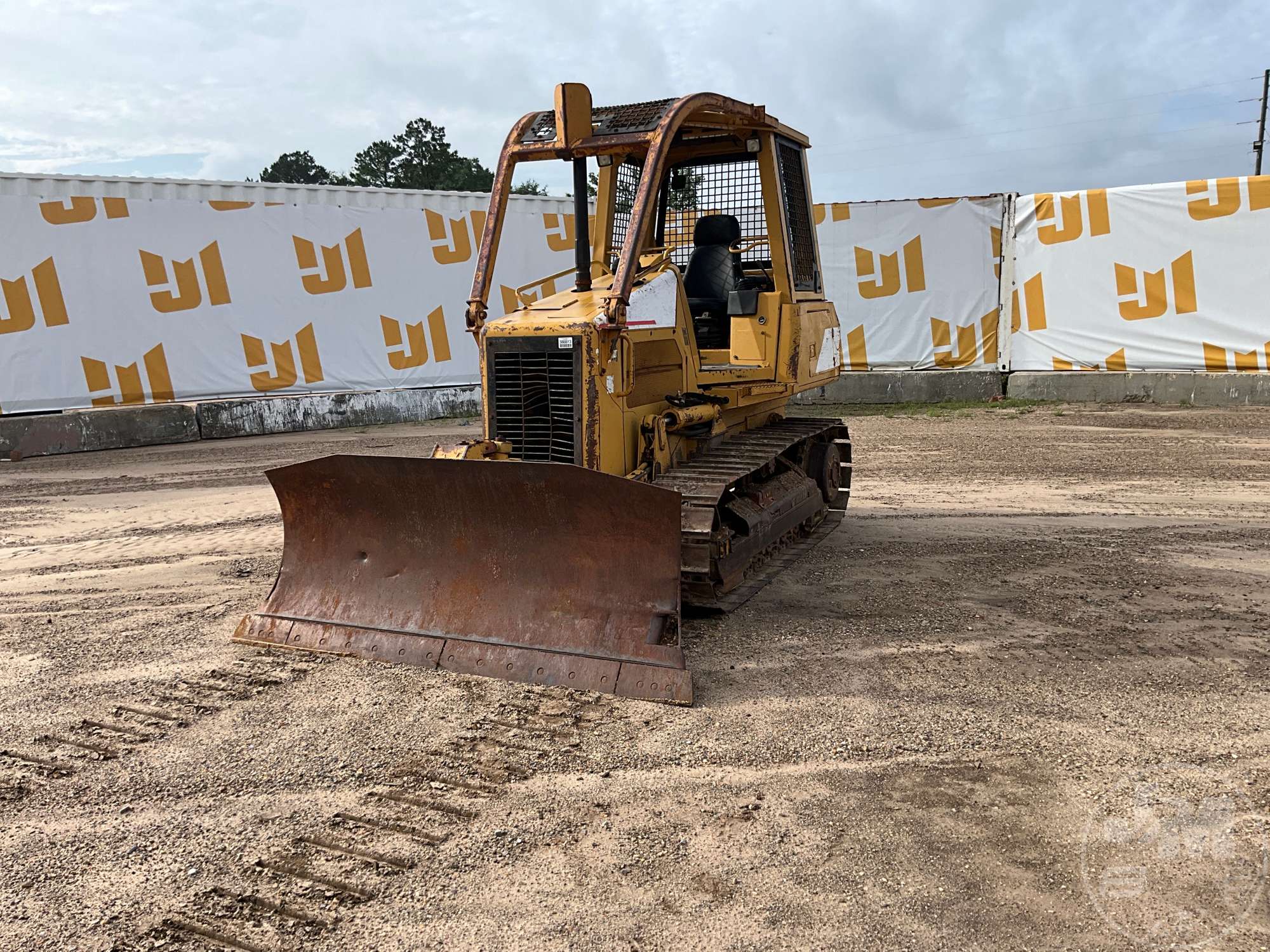 Photo of a  Caterpillar D3G XL