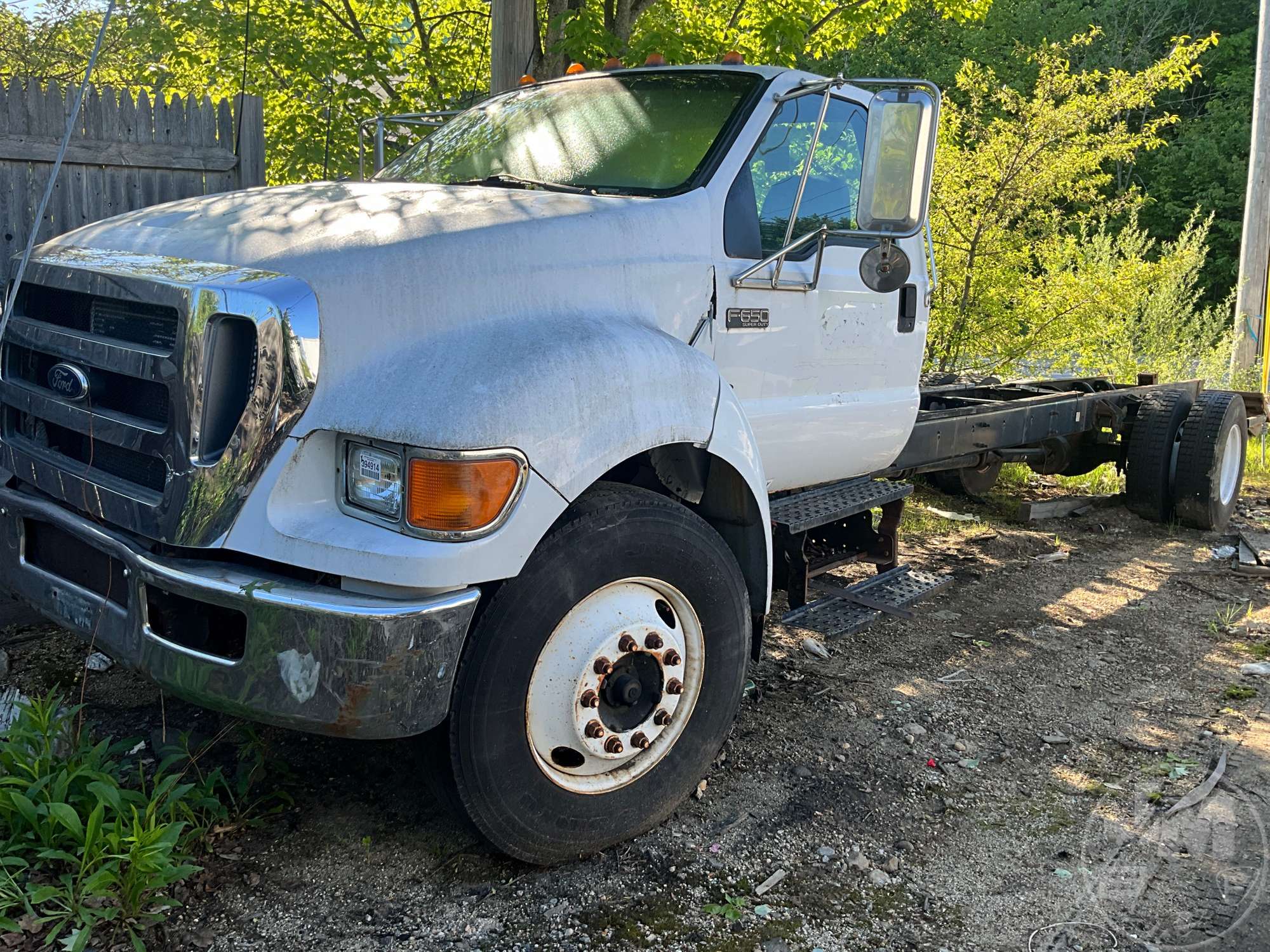 Photo of a 2006 Ford F-650