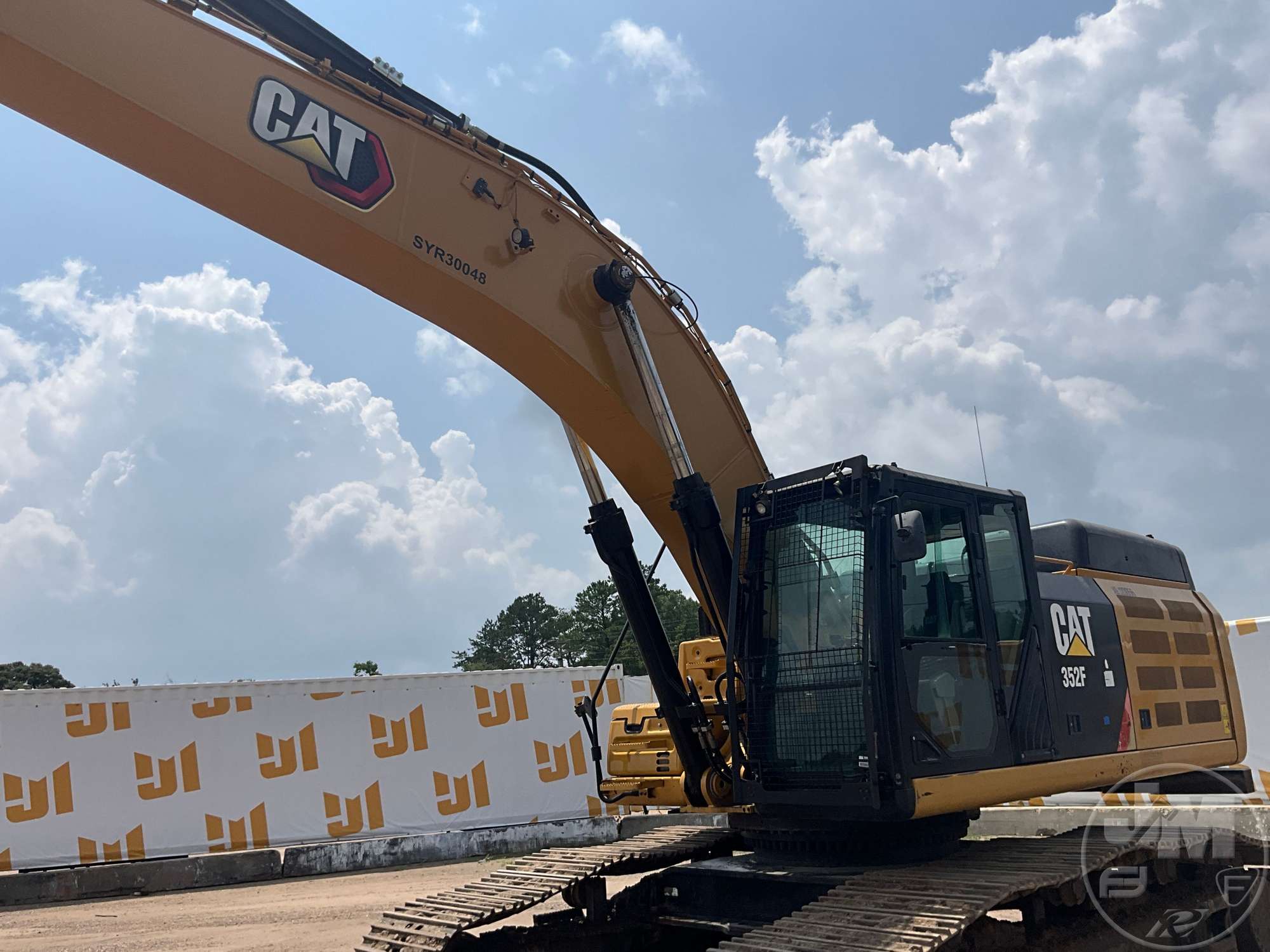 2019 Caterpillar 352F