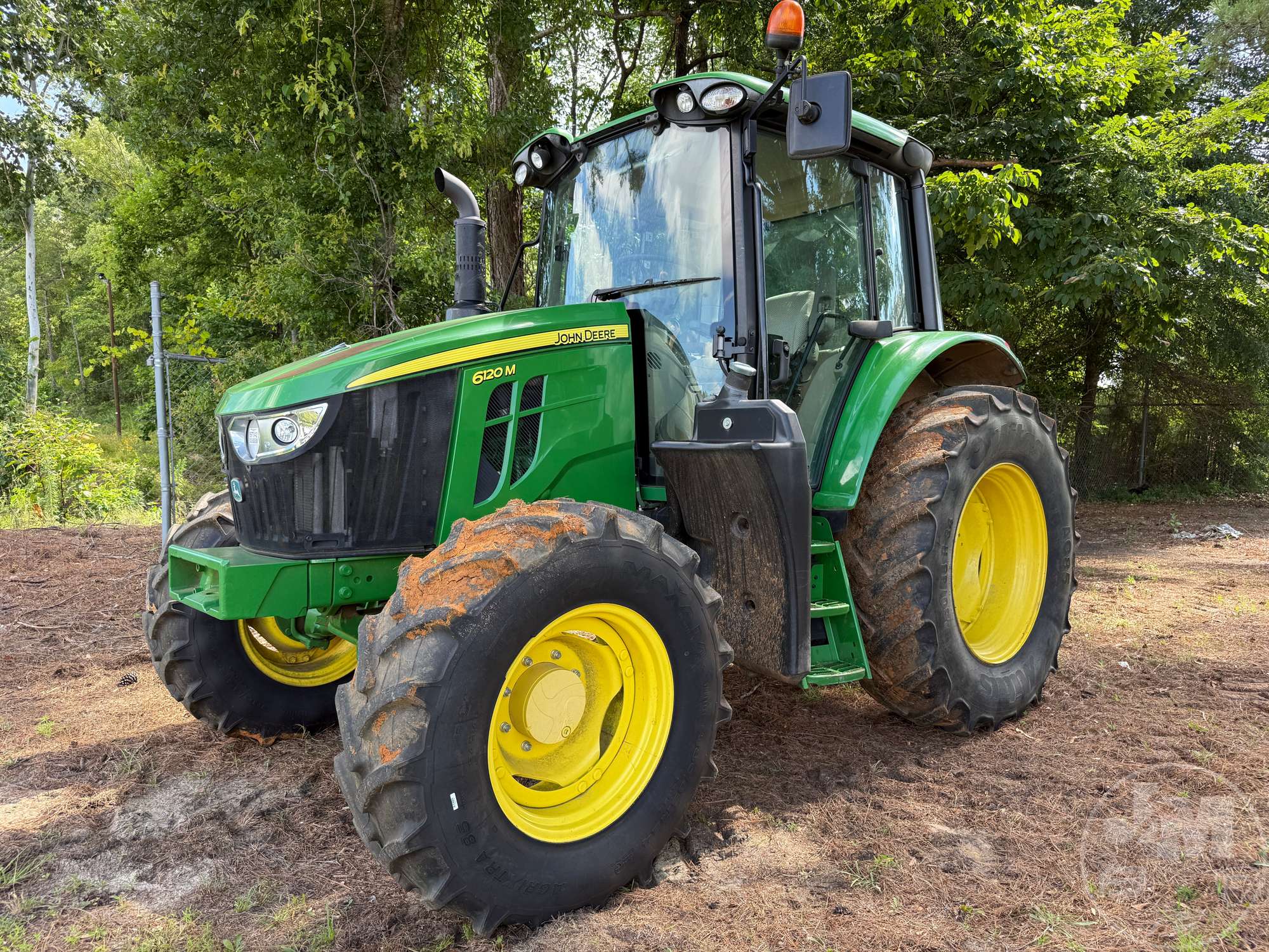 2020 John Deere 6120M