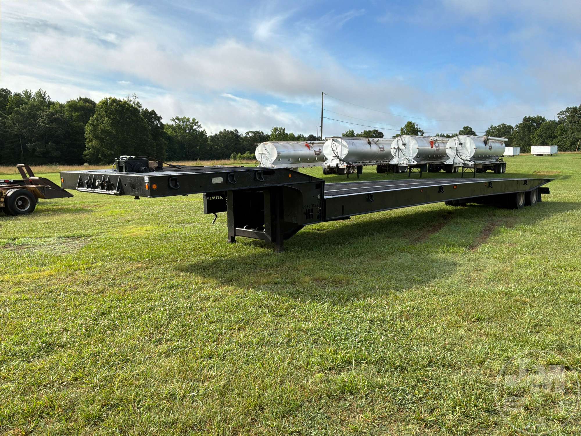 Photo of a 2015 Xl Specialized X-L SPECIALIZED TRAILERS INC