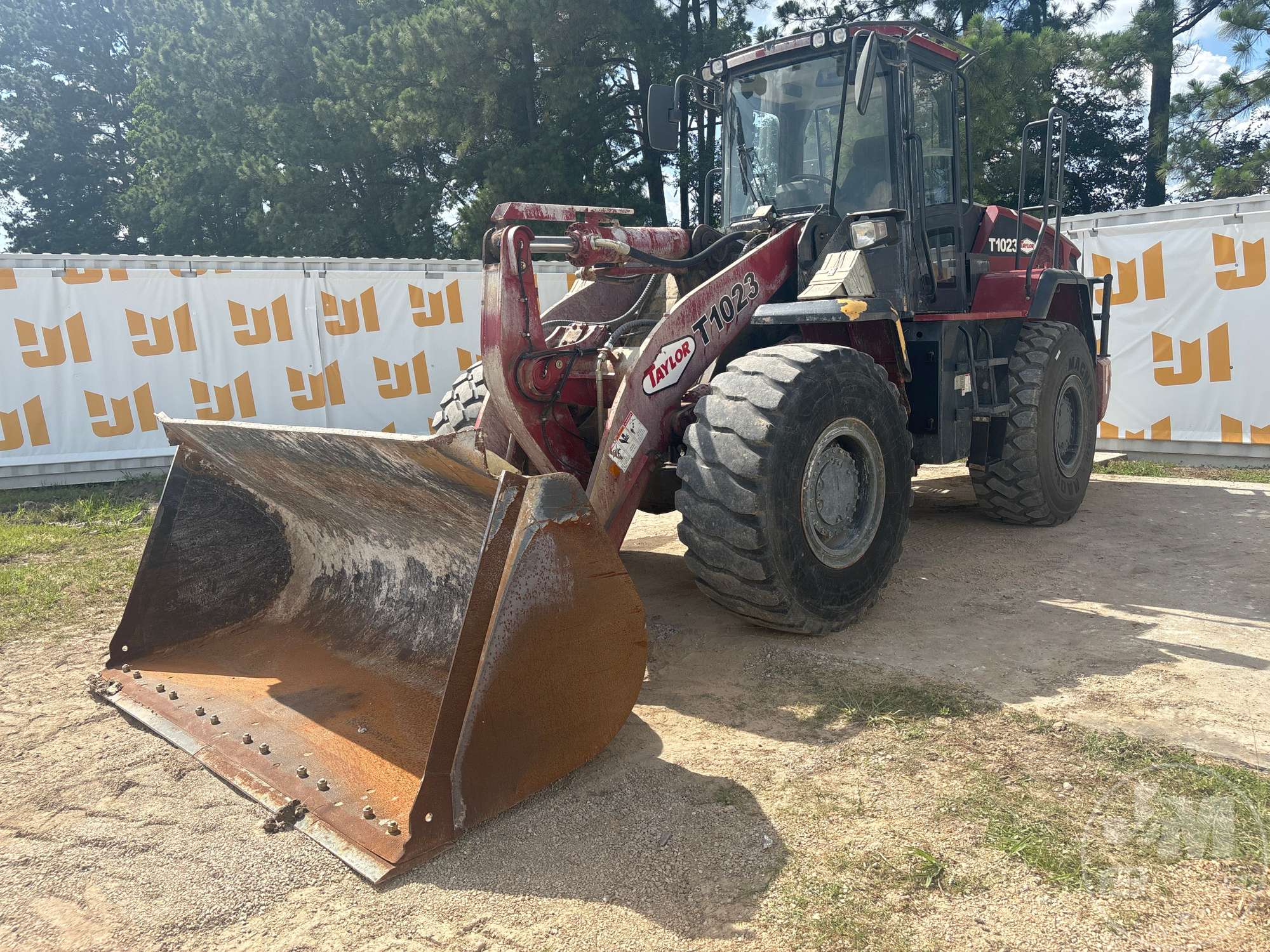 Photo of a 2020 Taylor T1023