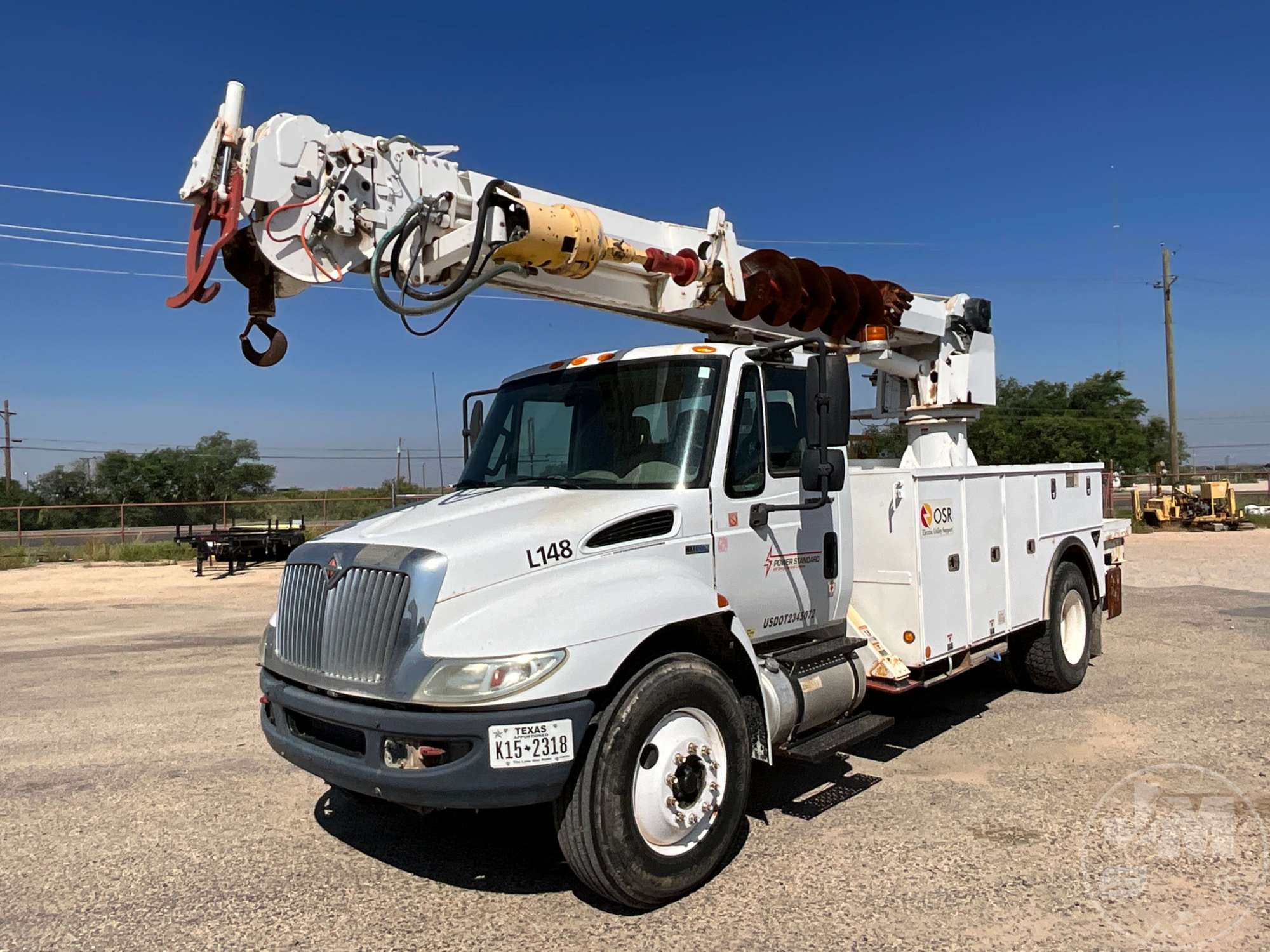 Photo of a 2014 International MA025 DURASTAR