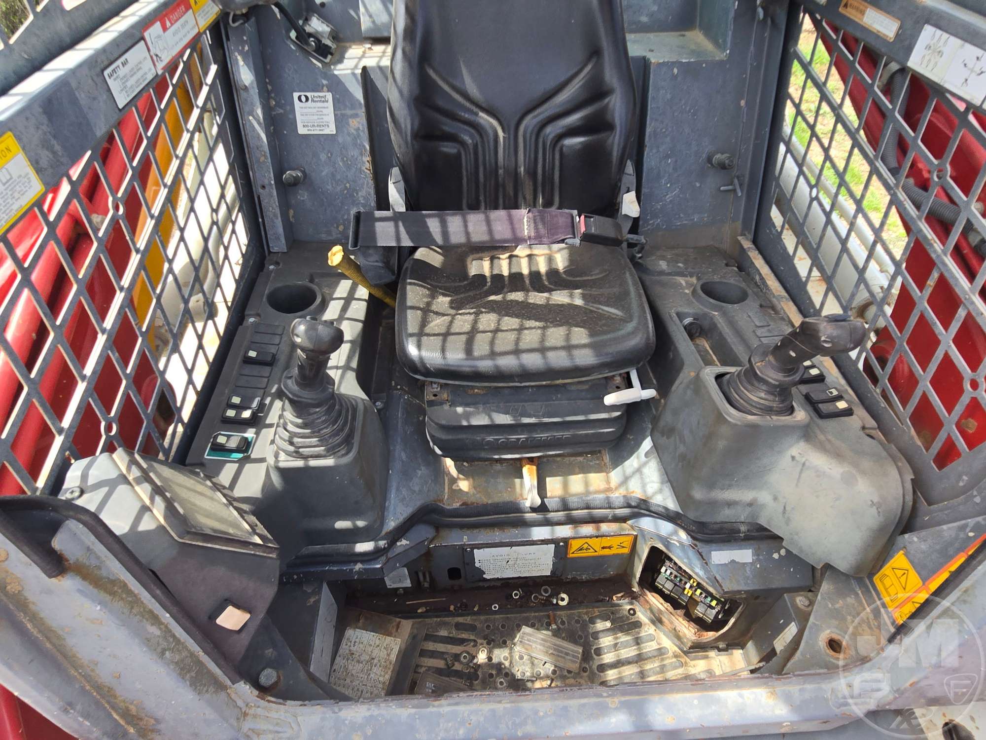 2016 Takeuchi TL12R2