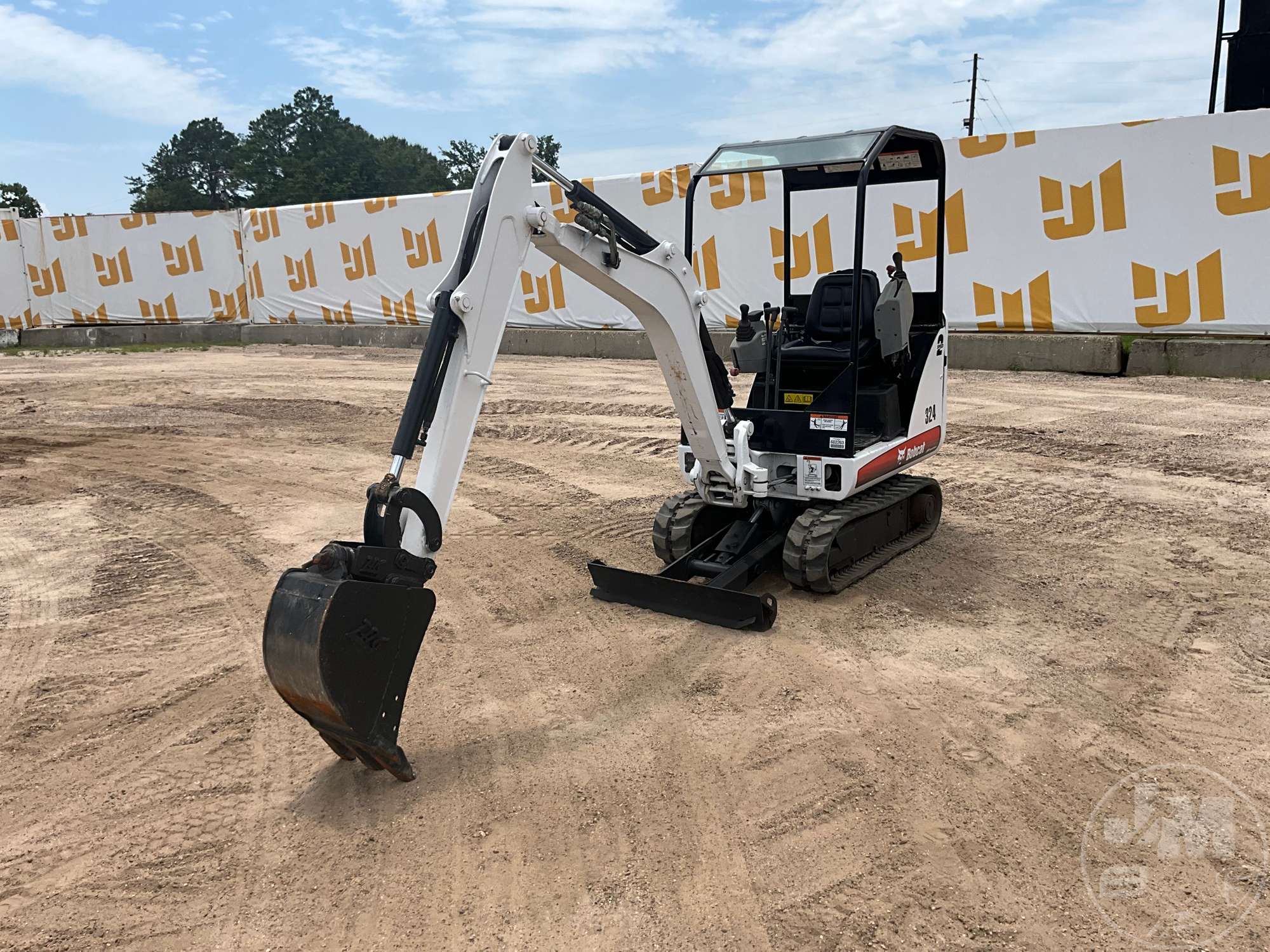 Photo of a  Bobcat 324