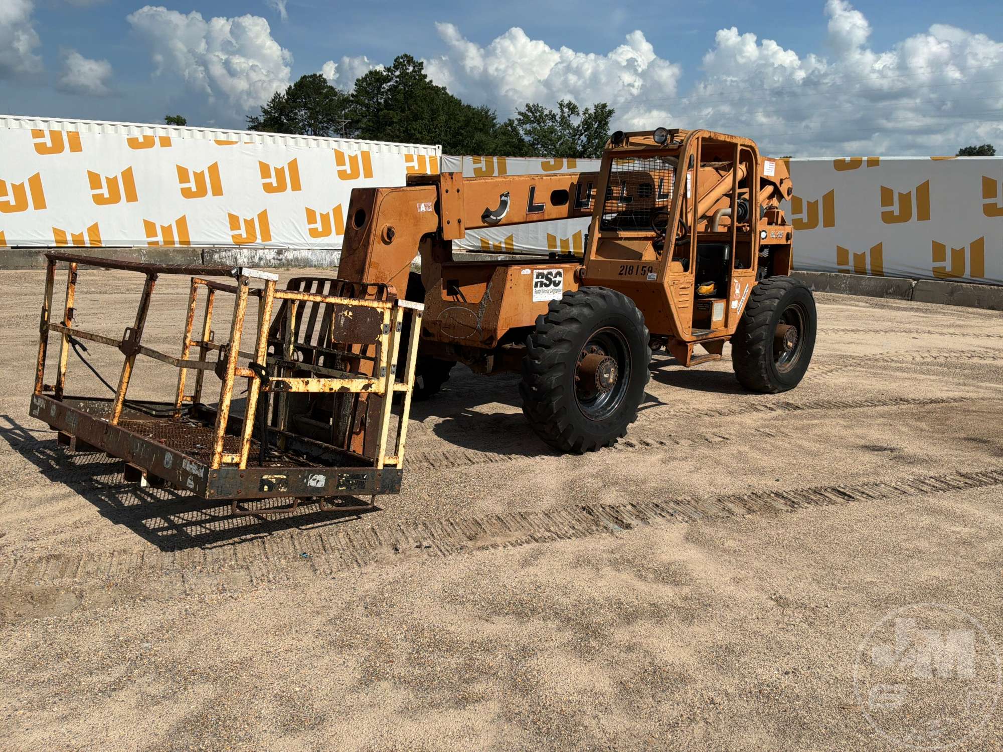 Photo of a 1997 Lull 6K-37