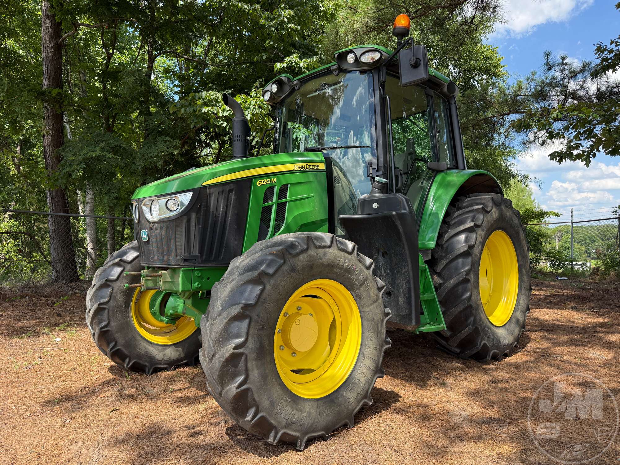 2020 John Deere 6120M
