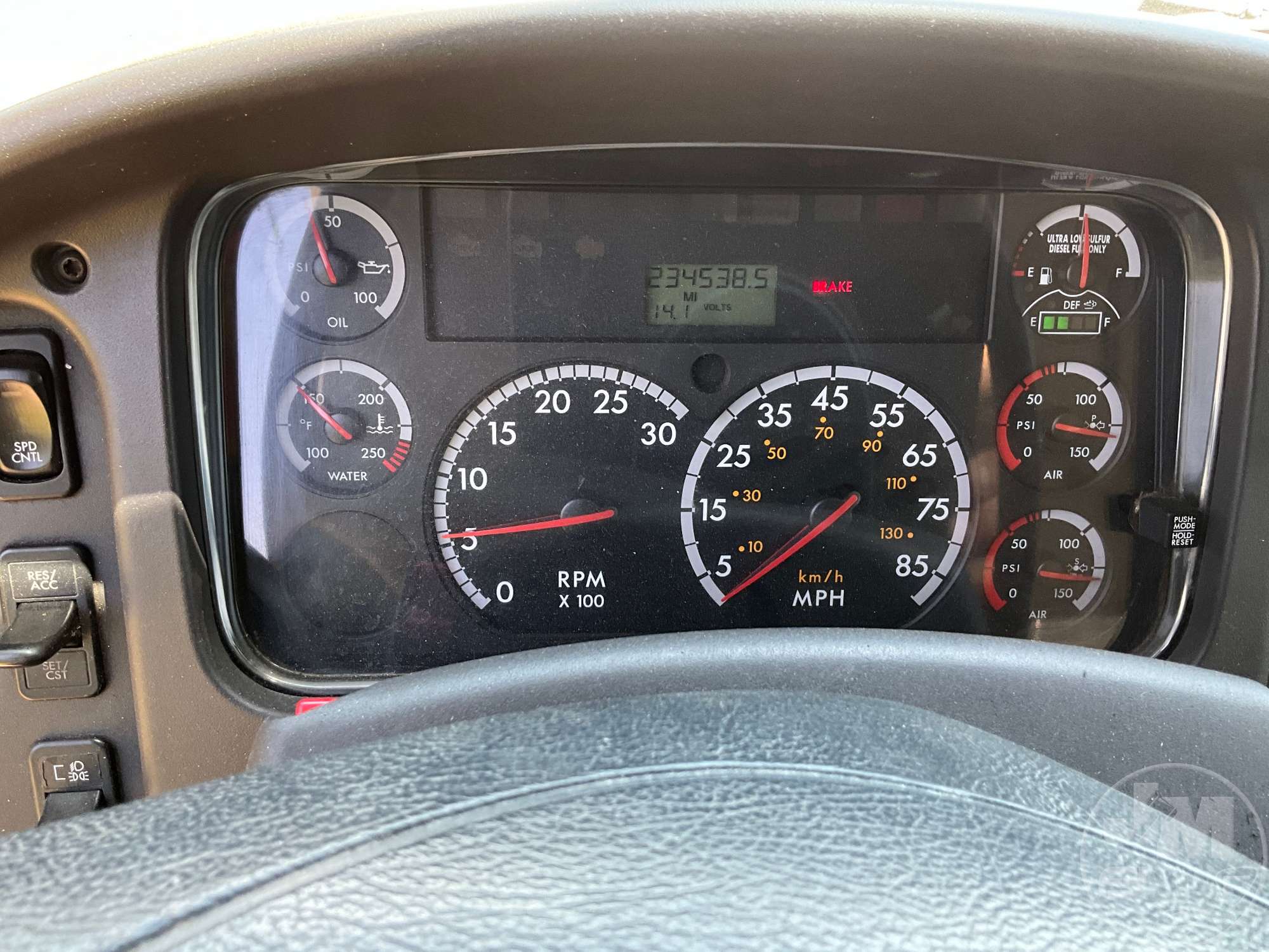 2013 Freightliner M2 112