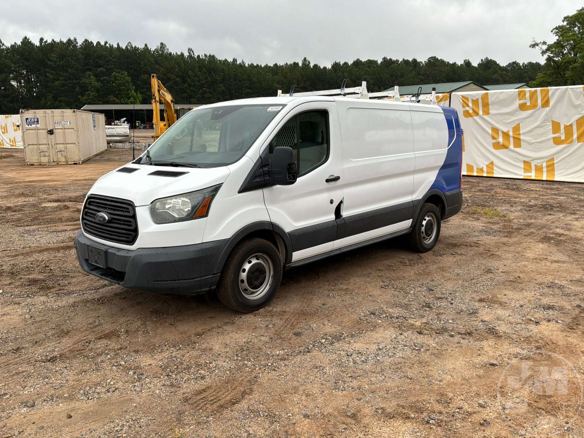 Photo of a 2016 Ford TRANSIT