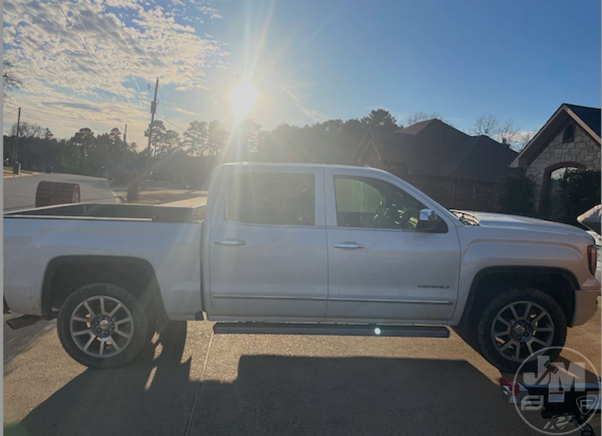 Photo of 2017 GMC SIERRA