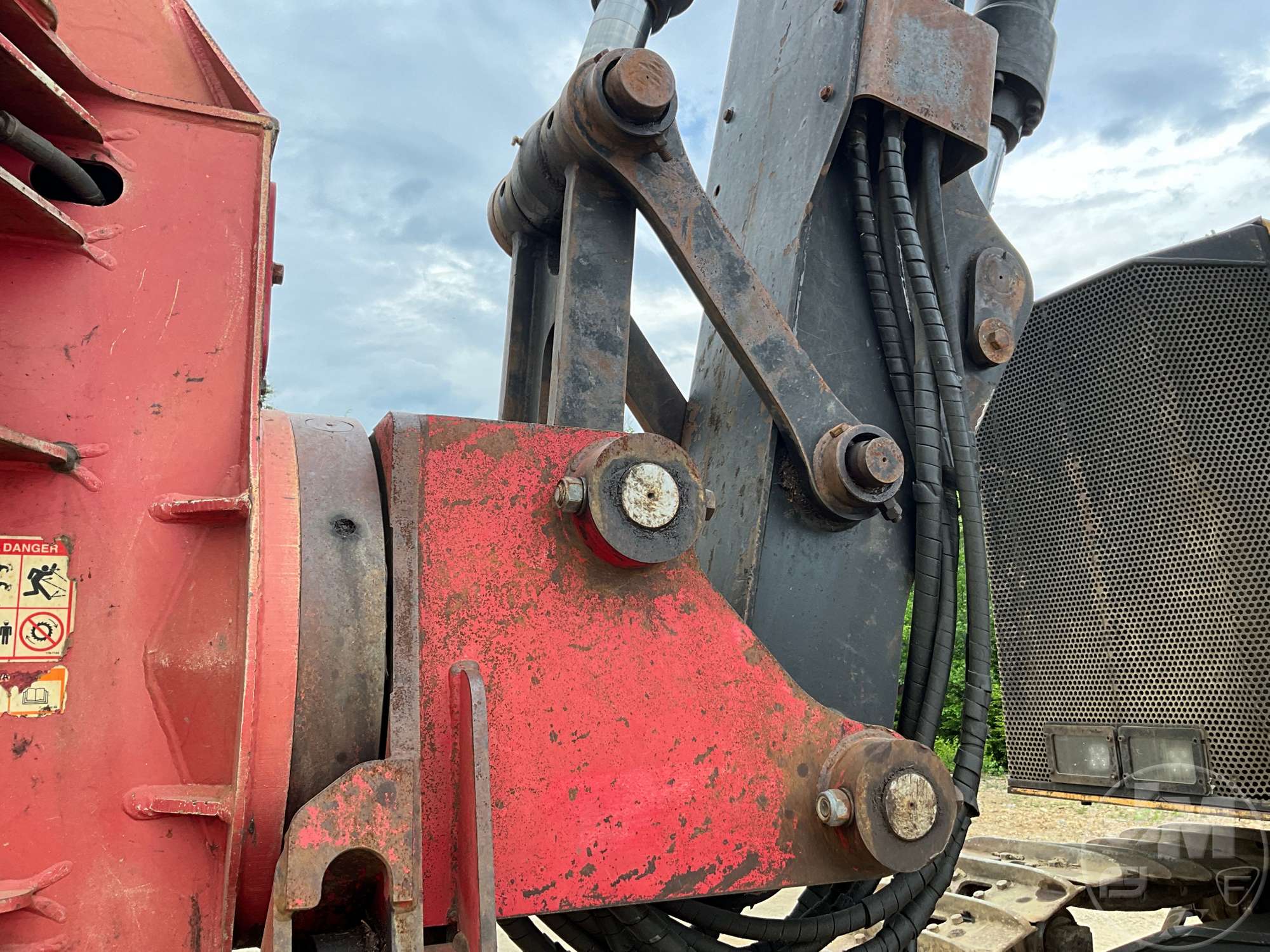 2004 Timberking TK711 TRACKED