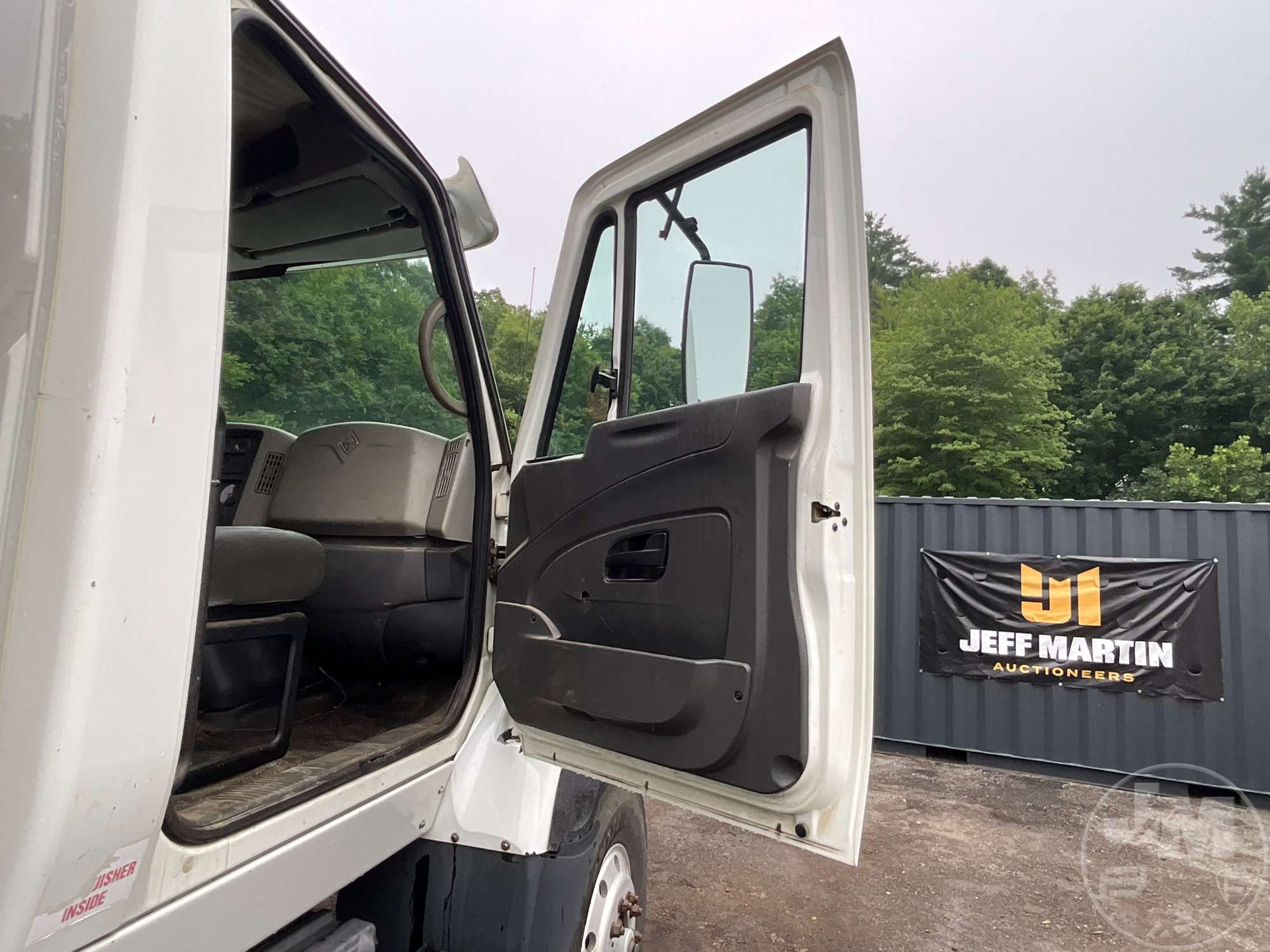 2008 International 7600 WORKSTAR