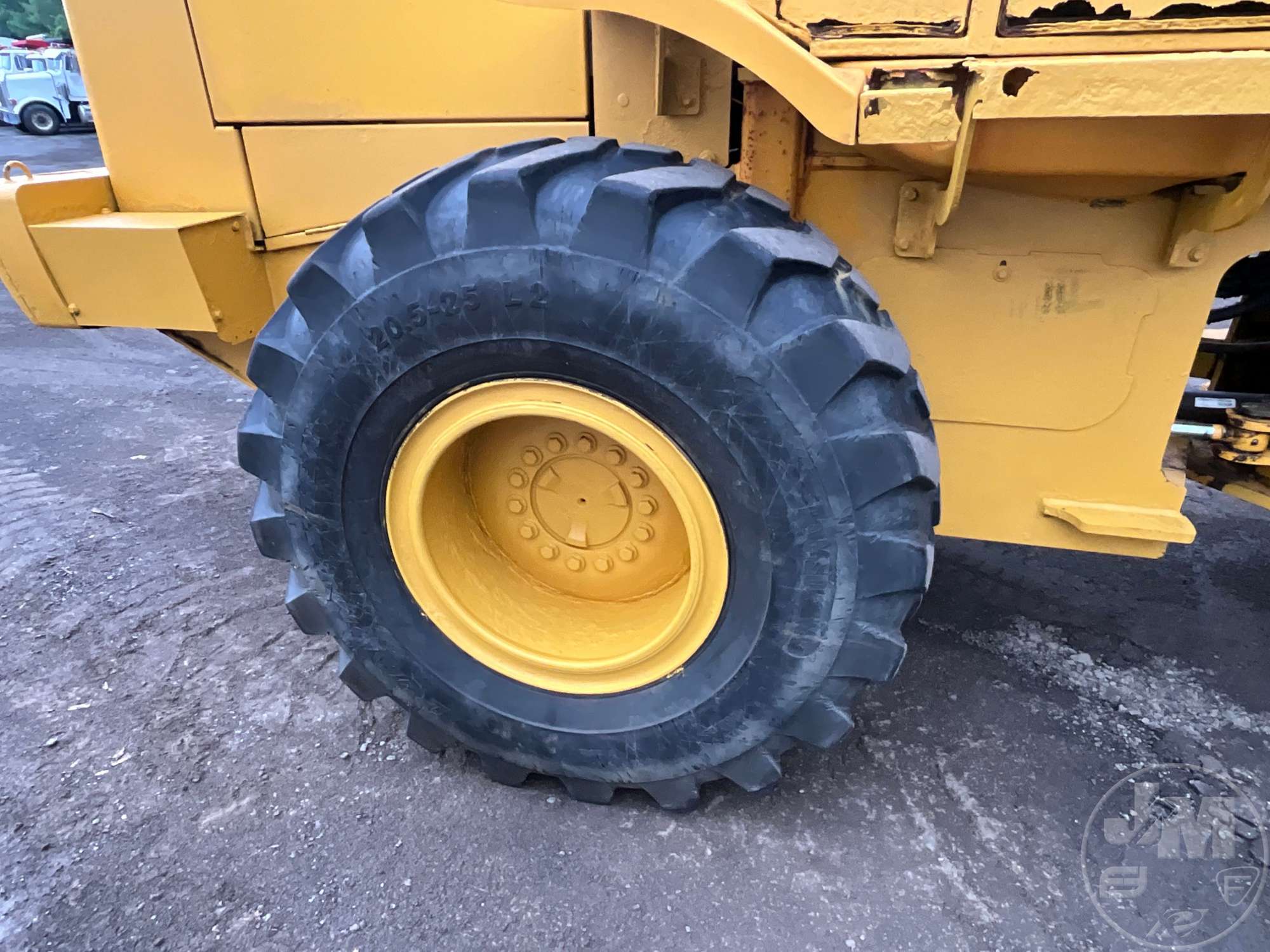 2001 John Deere TC54H