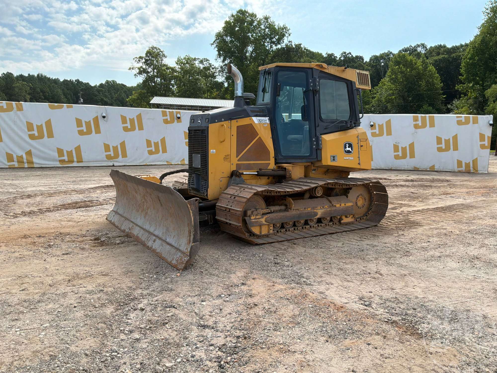 Photo of 2015 John Deere 650K LGP