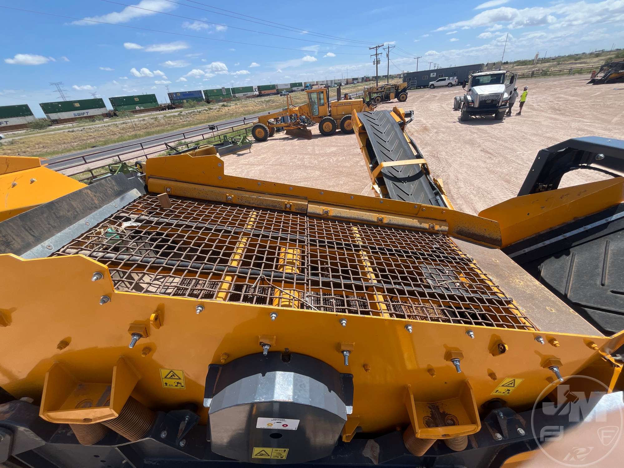 2025 Barford SR104T