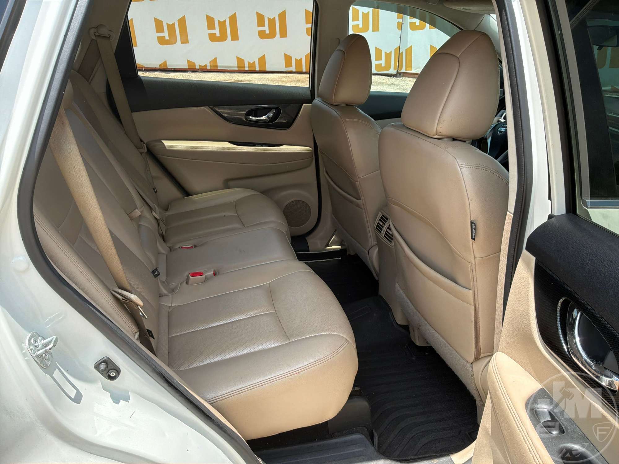 2016 Nissan ROGUE SL