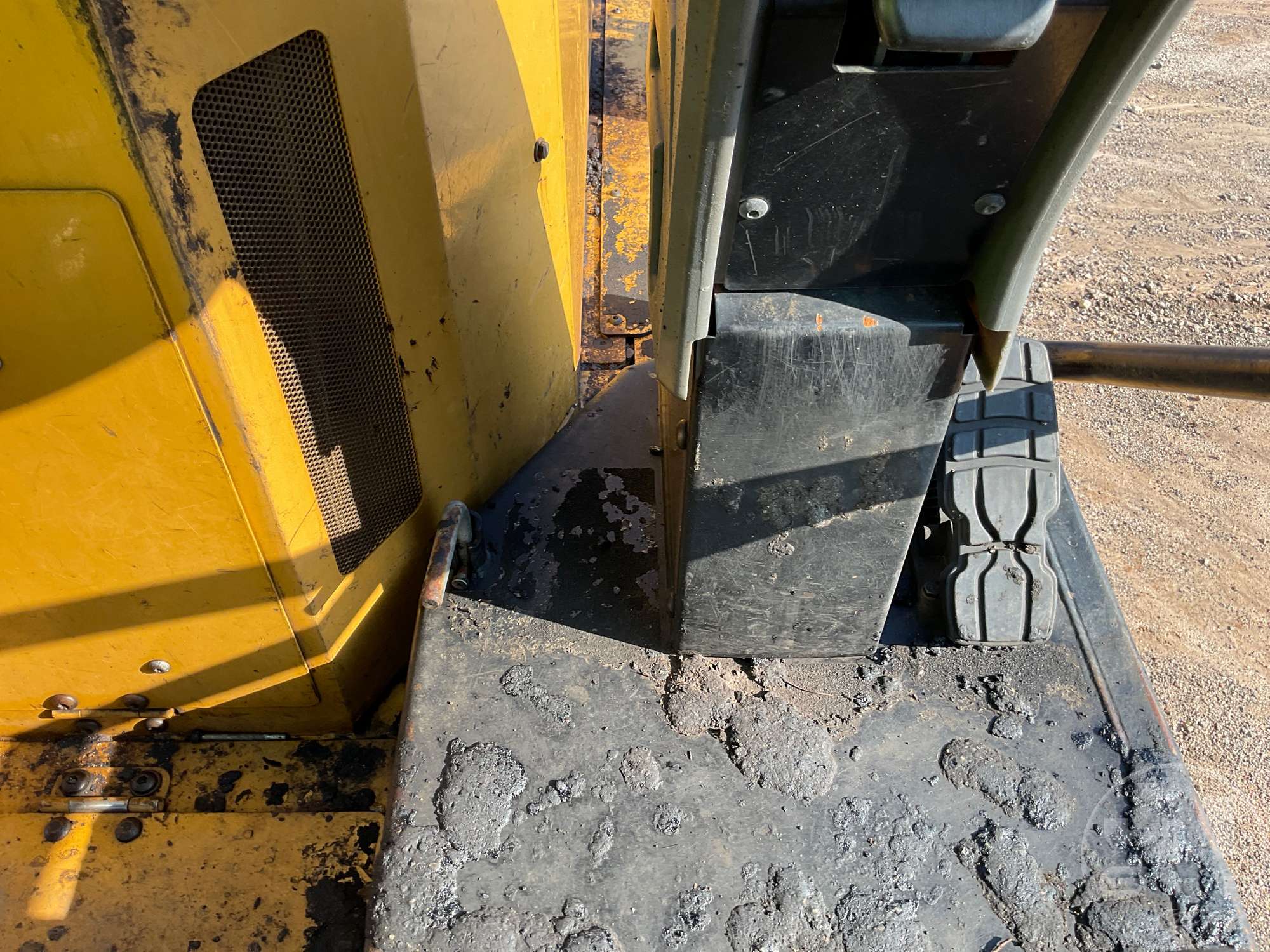 2016 Caterpillar AP655F