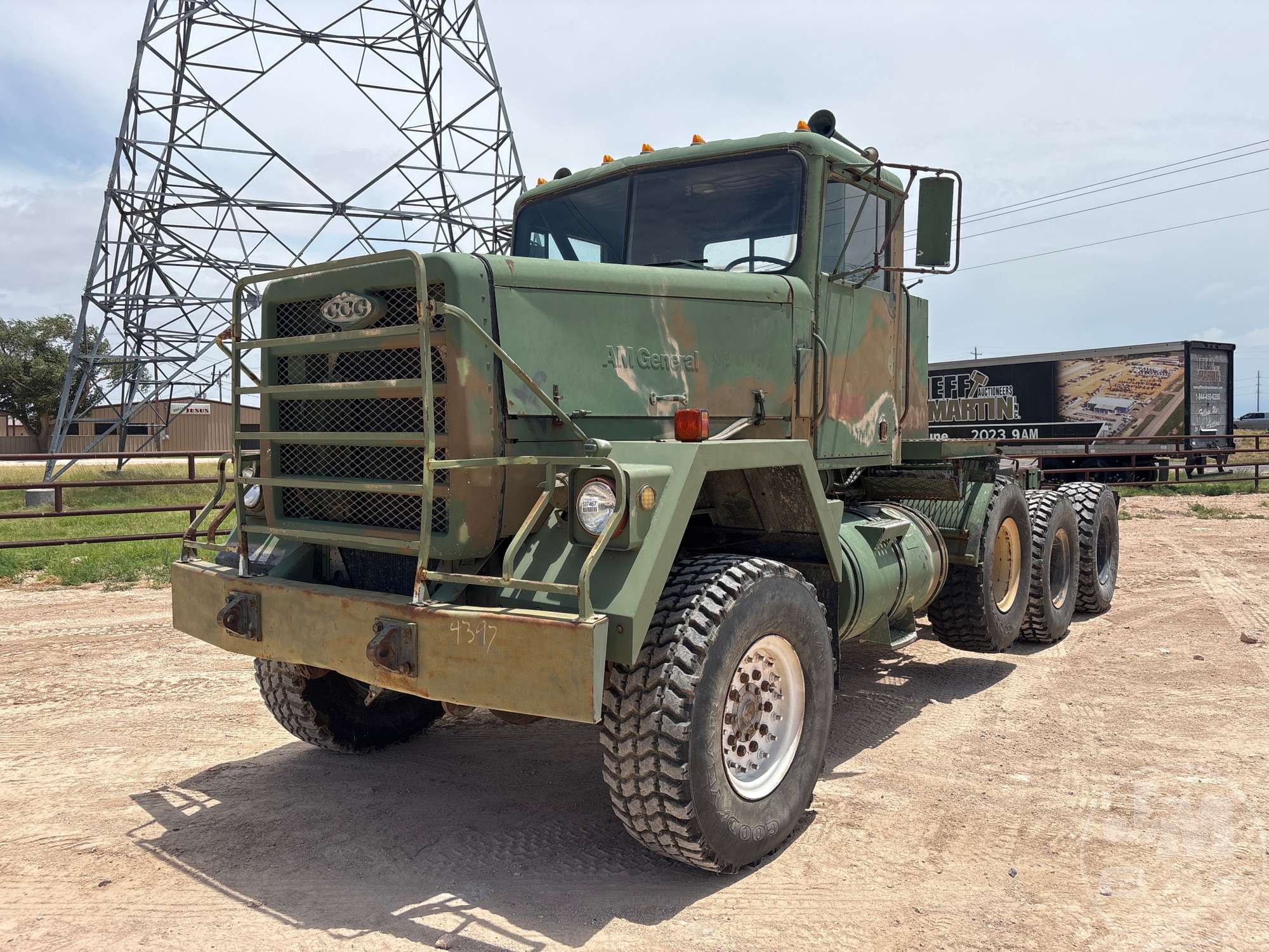 Photo of a  Am General M920