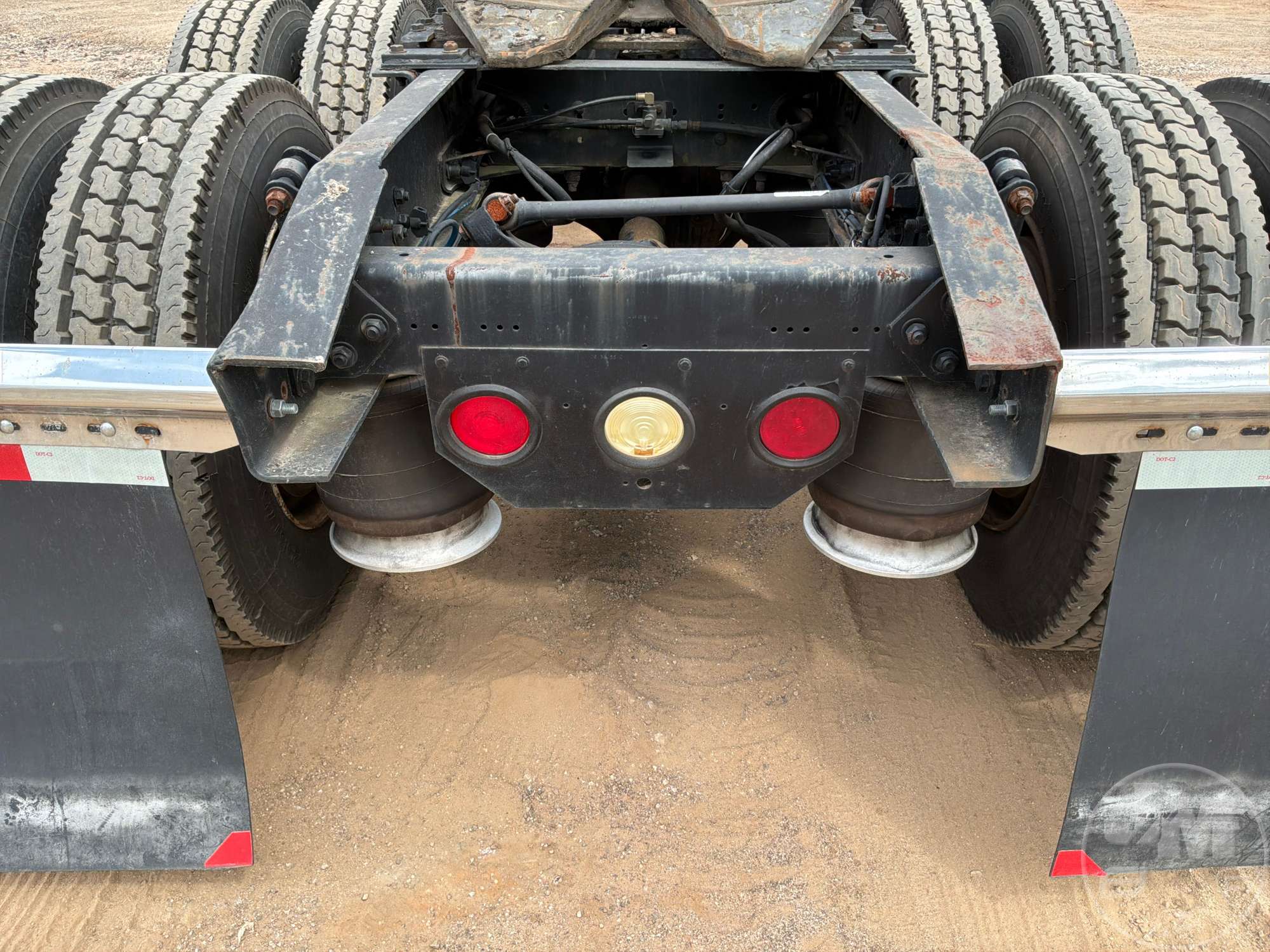2001 Freightliner CST120