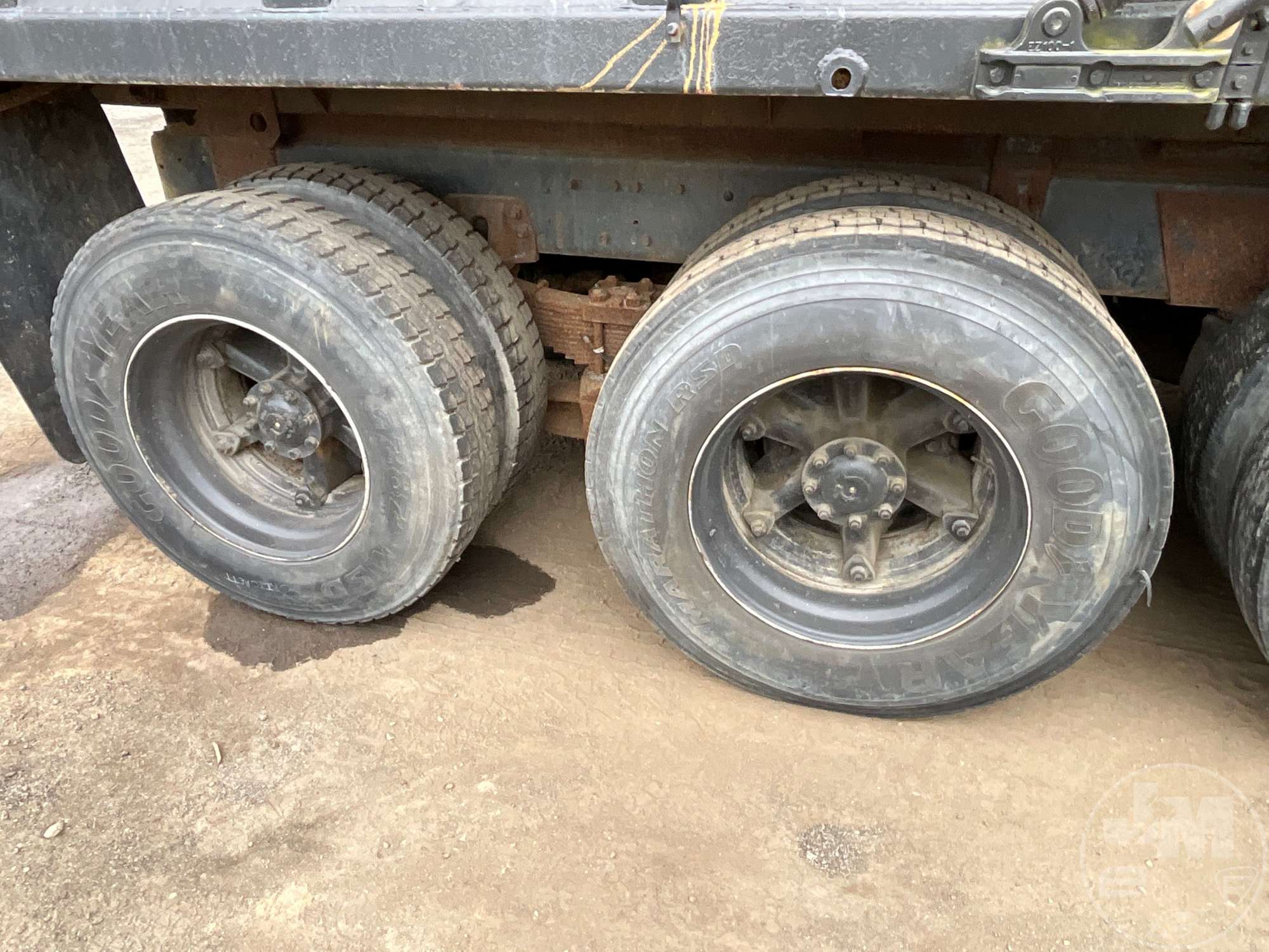1996 Ford LTL9000