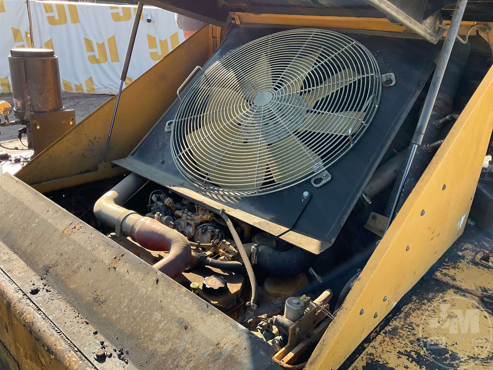 2016 Caterpillar AP655F