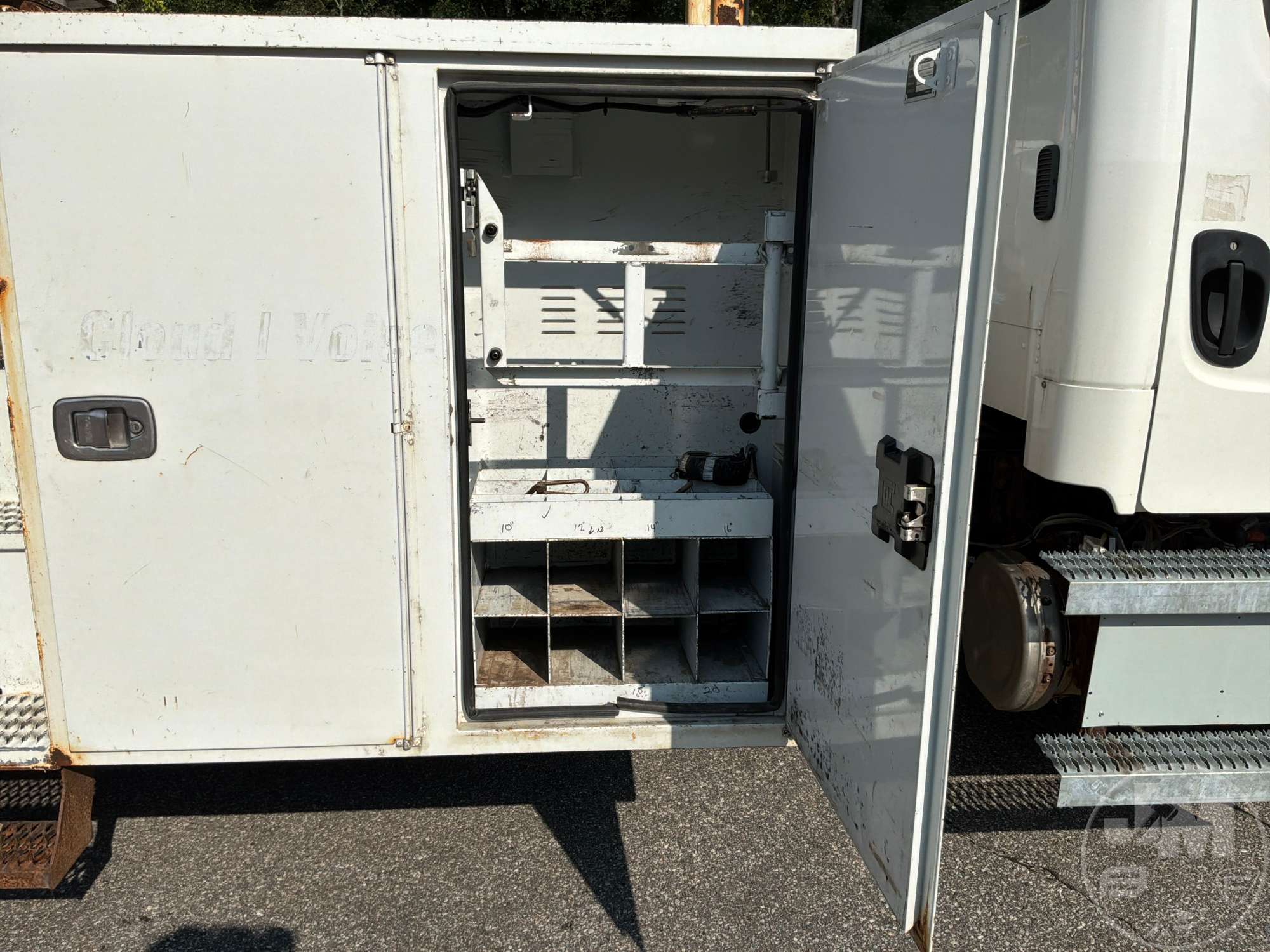 2018 Freightliner M2