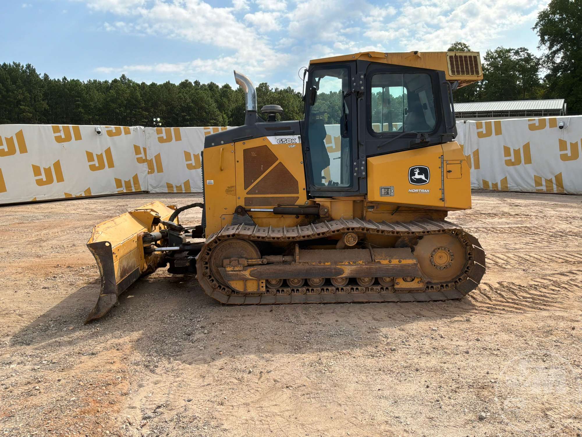 2015 John Deere 650K LGP