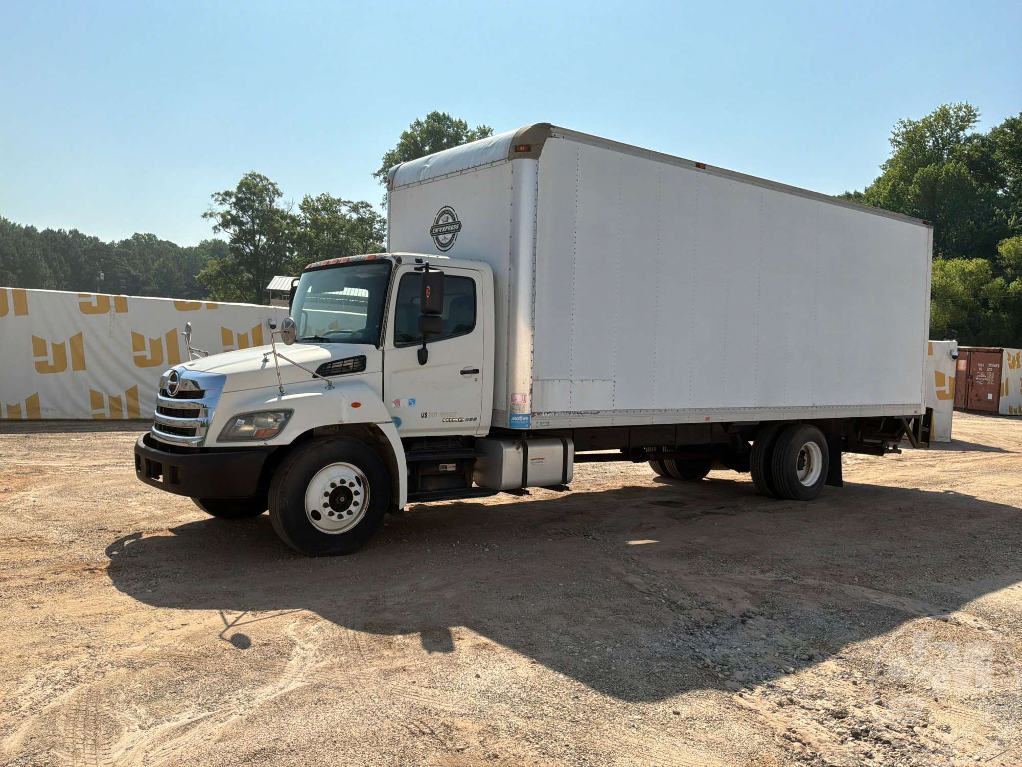 Photo of a 2013 Hino 338