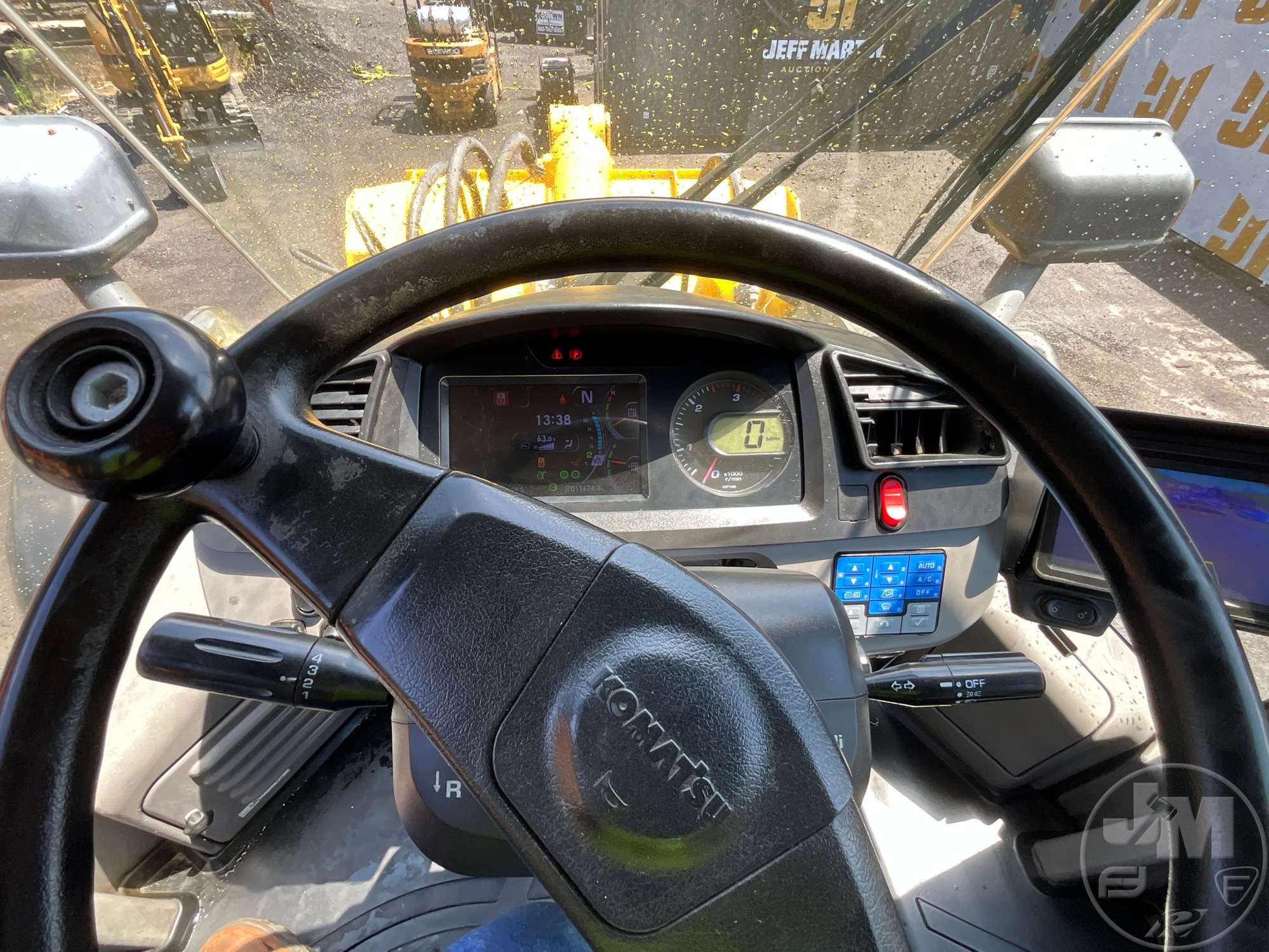 2016 Komatsu WA380-8