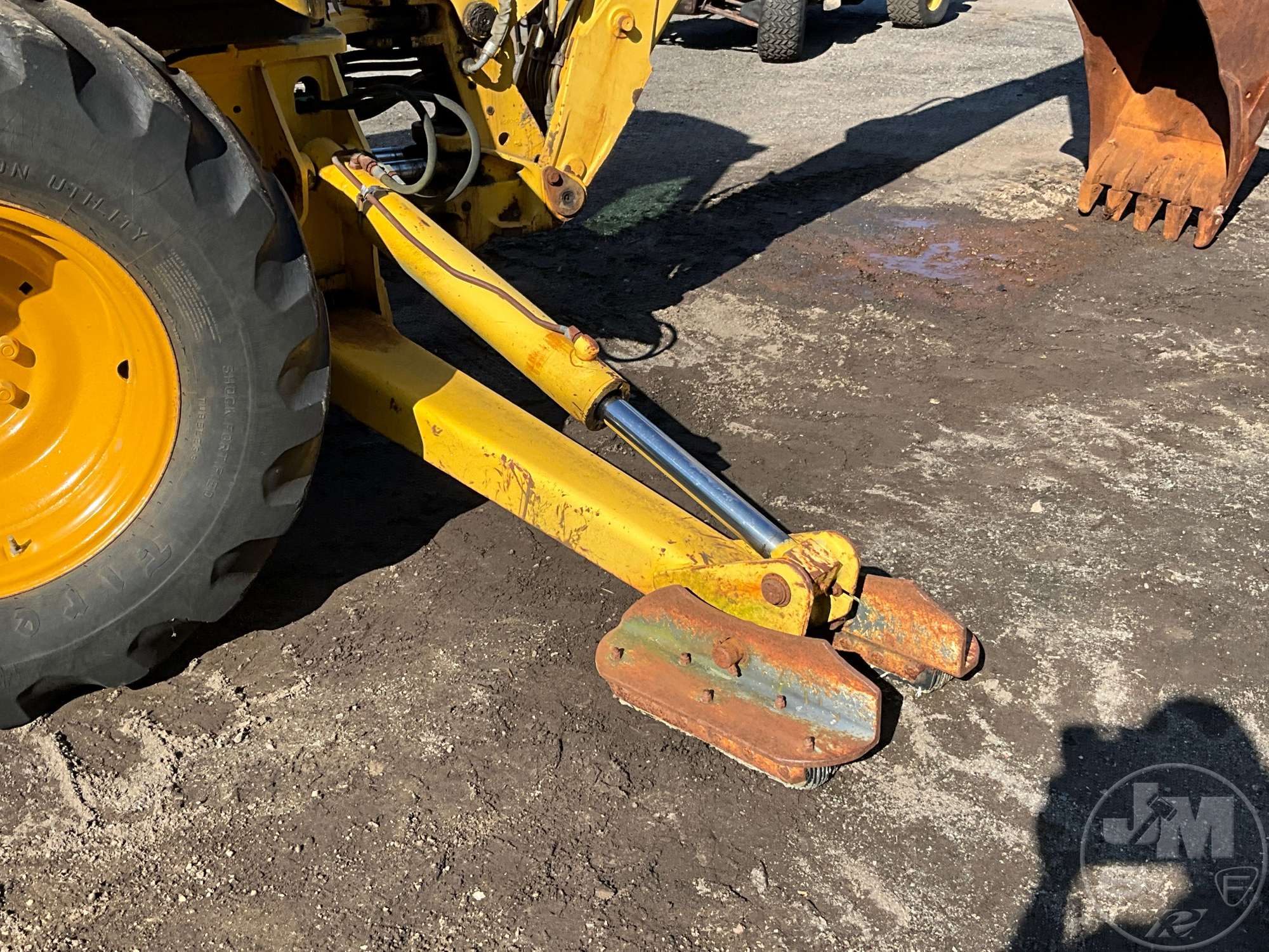 2004 New Holland LB75.B