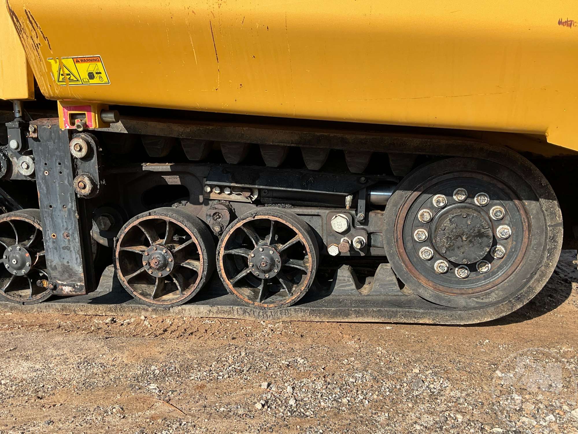 2016 Caterpillar AP655F