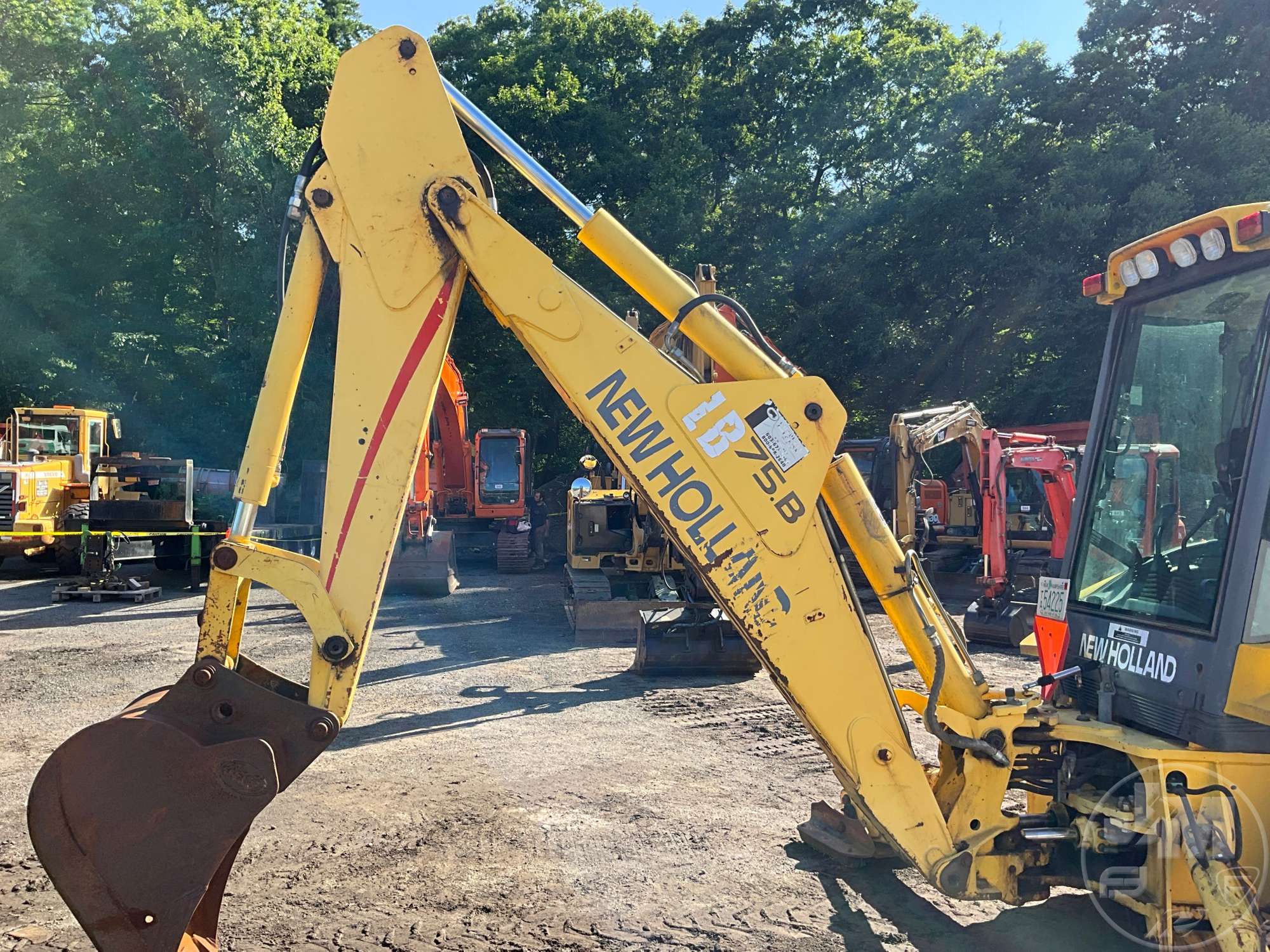 2004 New Holland LB75.B