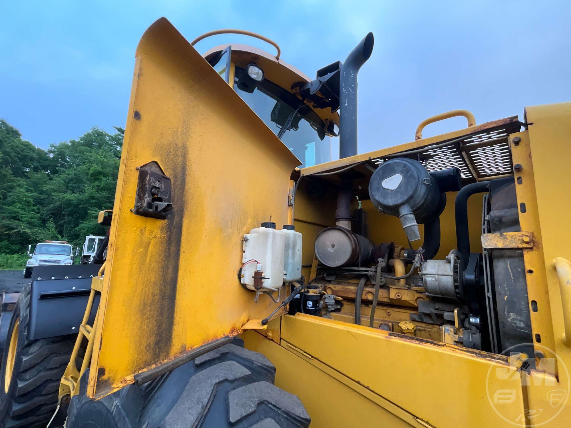 2001 John Deere TC54H